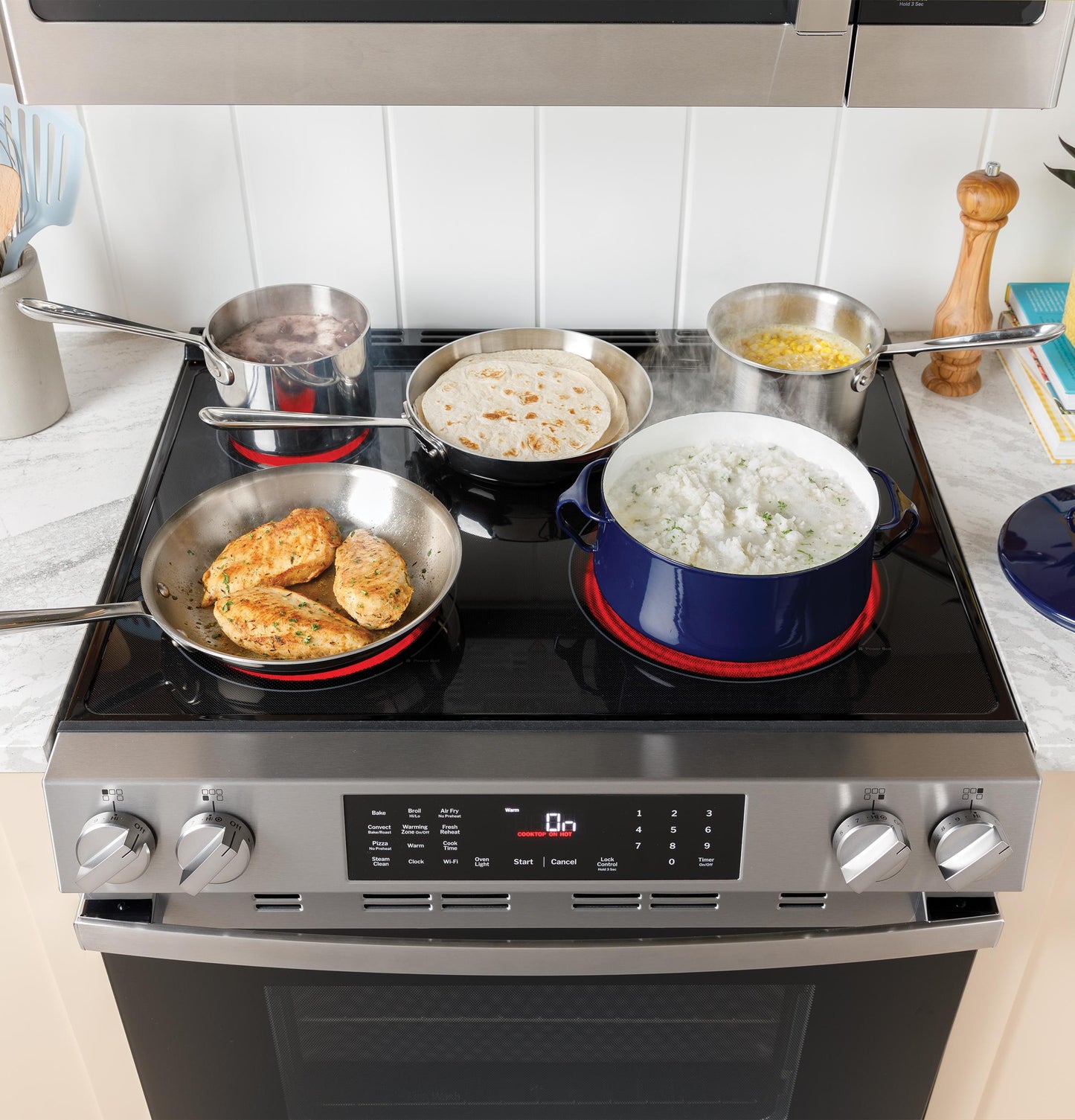 GE APPLIANCES GRF500PVBB Ge 30"" Free-standing Electric Range