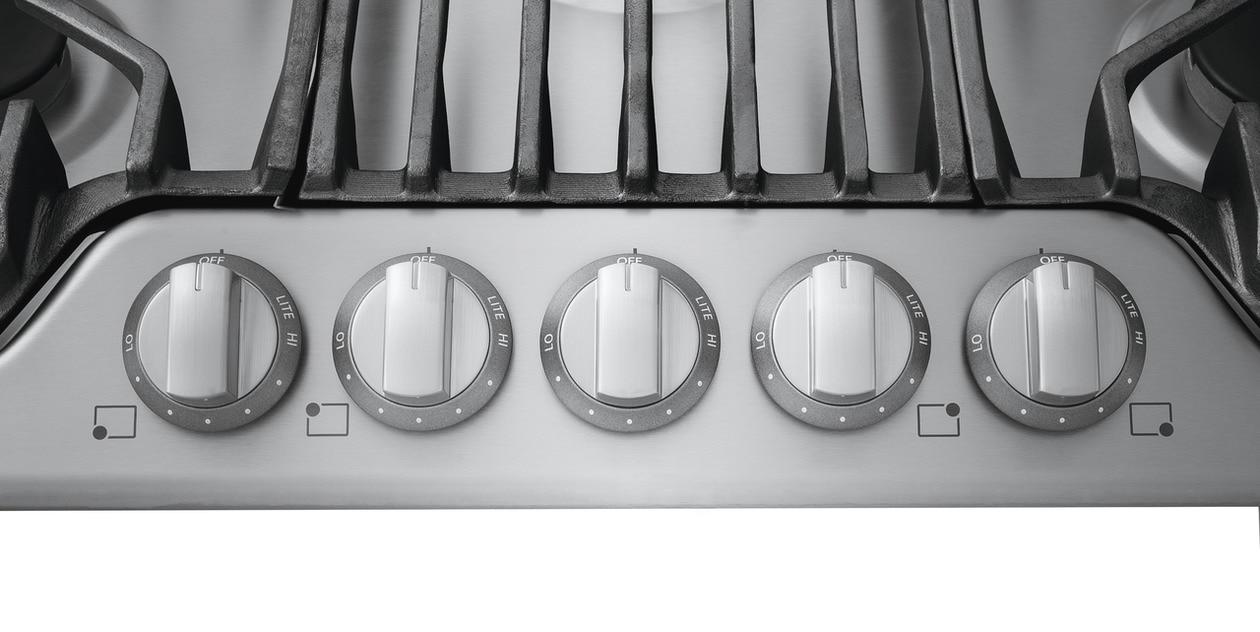 FRIGIDAIRE FPGC3677RS Frigidaire Professional 36'' Gas Cooktop With Griddle