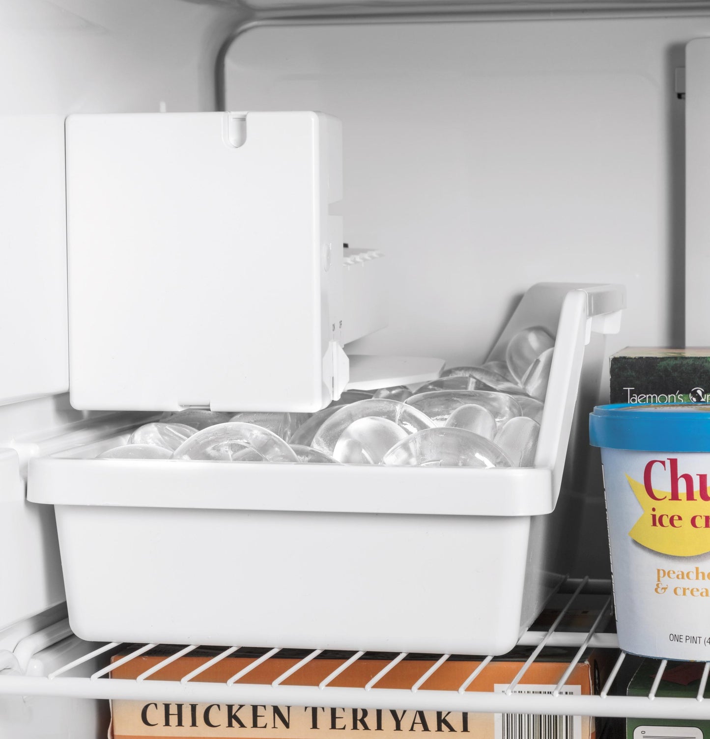 GE APPLIANCES GIE17GSNRSS Ge Energy Star 16.6 Cu. Ft. Top-freezer Refrigerator