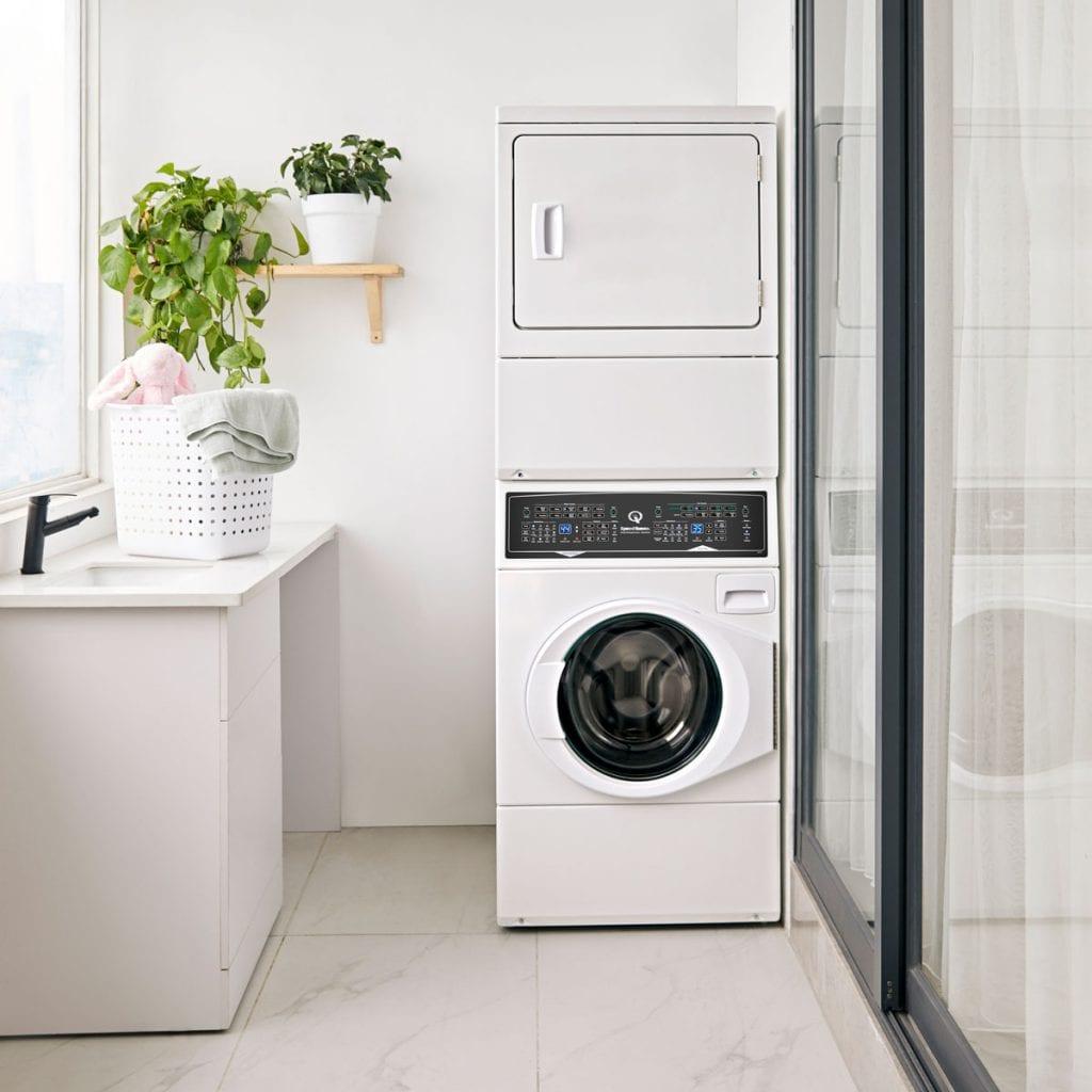 SPEED QUEEN SF7007WE Sf7 Stacked White Washer - Electric Dryer With Pet Plus | Sanitize ...