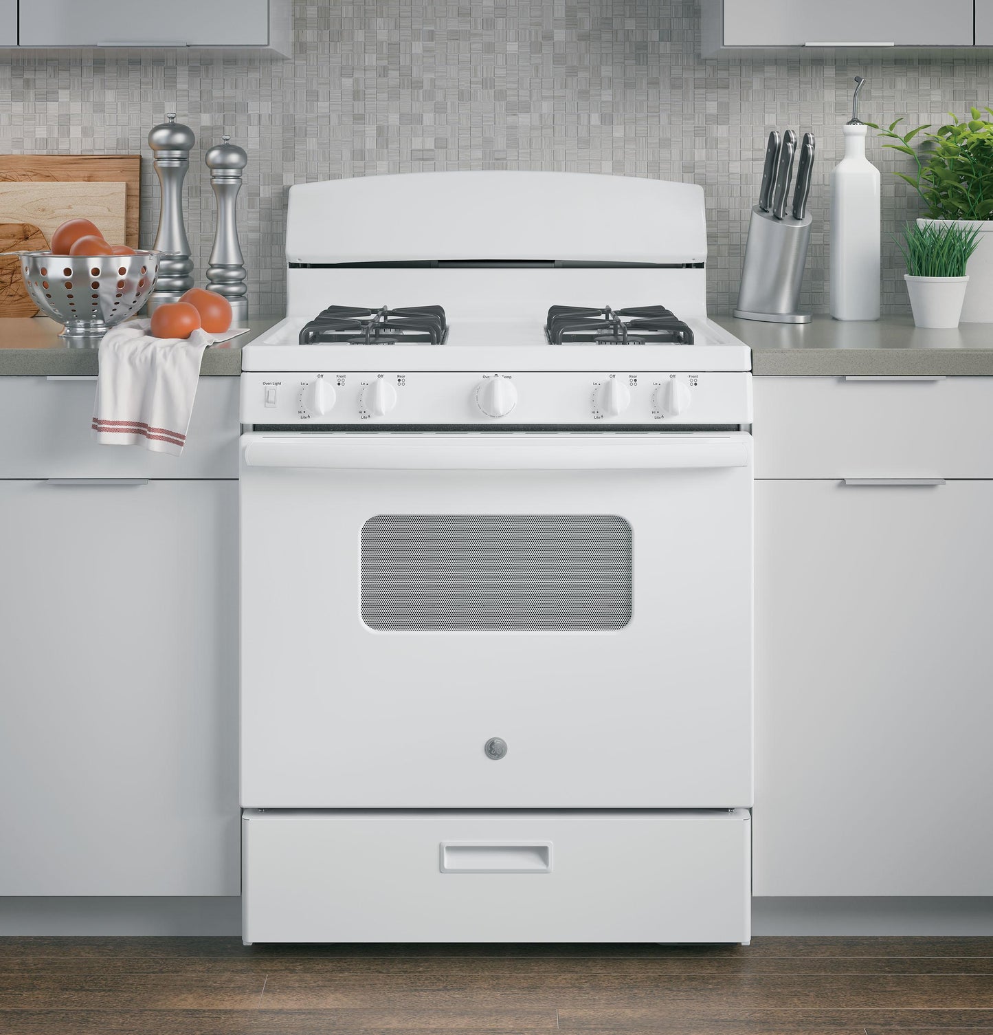 GE APPLIANCES JGBS10DEMWW Ge 30"" Free-standing Front Control Gas Range