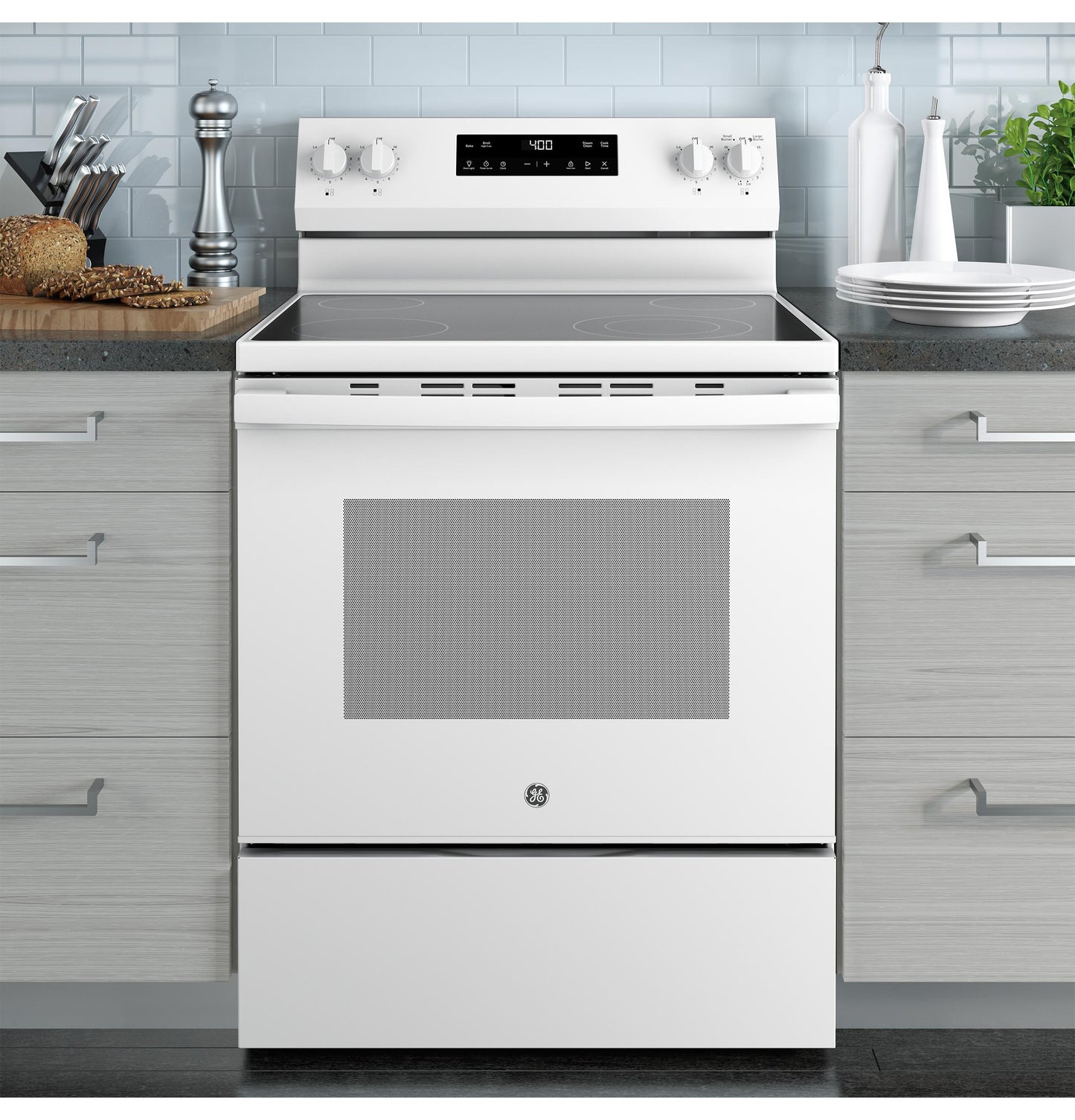 GE APPLIANCES GRF400SVWW Ge 30"" Free-standing Electric Range