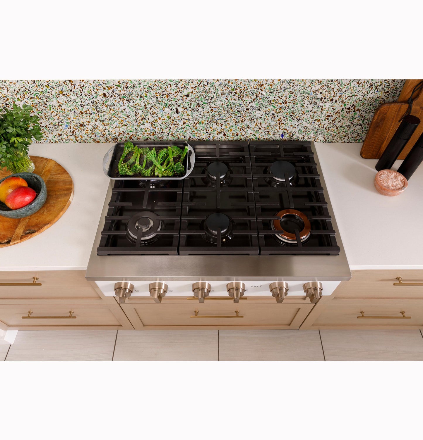 CAFE CGU366P2TS1 Cafe 36"" Commercial-style Gas Rangetop With 6 Burners (NATURA...