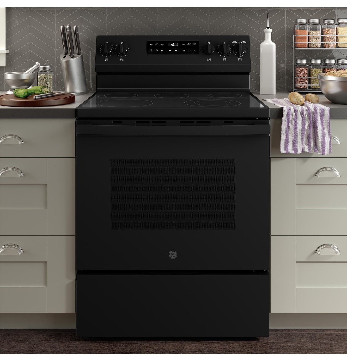 GE APPLIANCES GRF500PVBB Ge 30"" Free-standing Electric Range