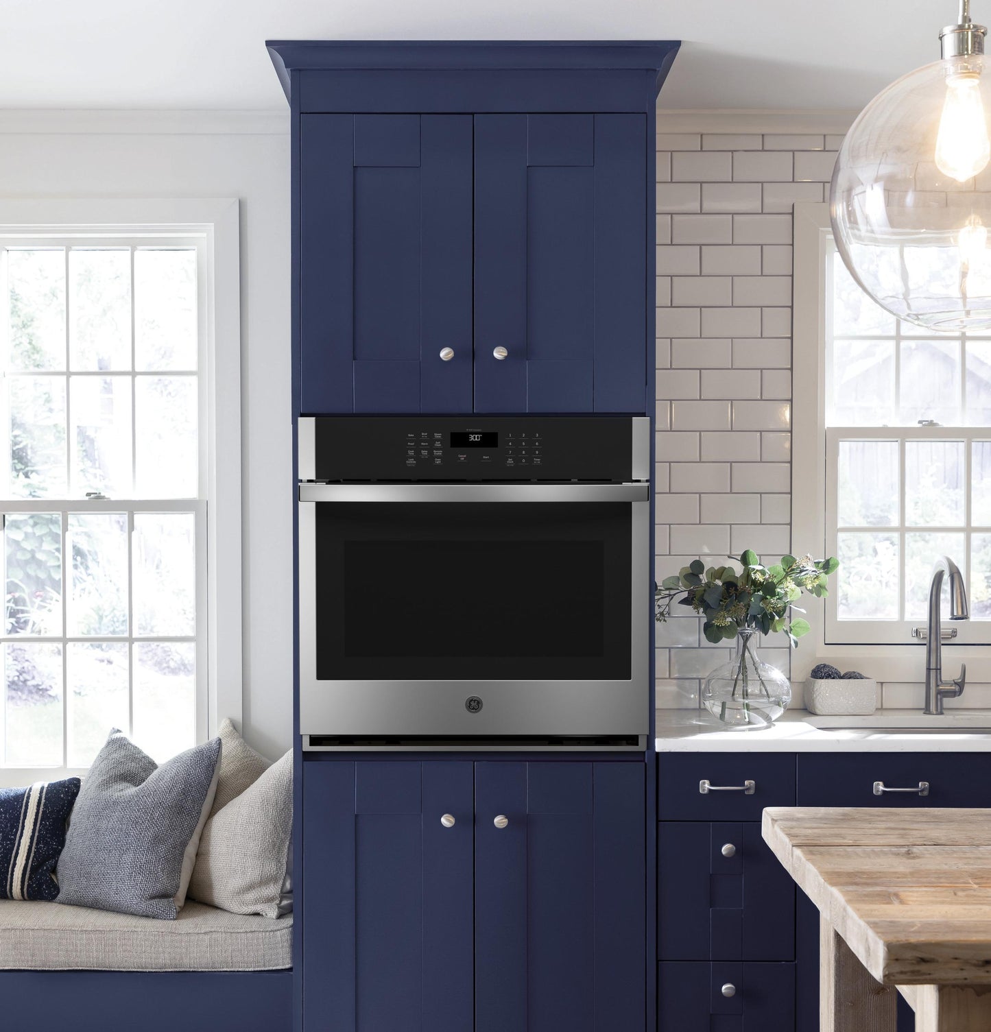 GE APPLIANCES JKS3000SNSS Ge 27"" Built-in Single Wall Oven