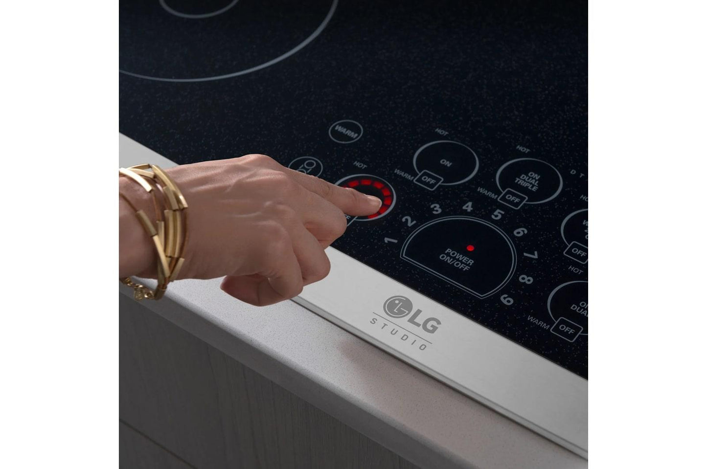 LG LSCE365ST LG Studio Series-36"" Radiant Cooktop