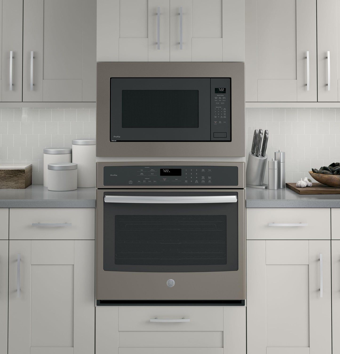 GE APPLIANCES PEB7227ANDD GE Profile Series 2.2 Cu. Ft. Built-in Sensor Microwave Oven