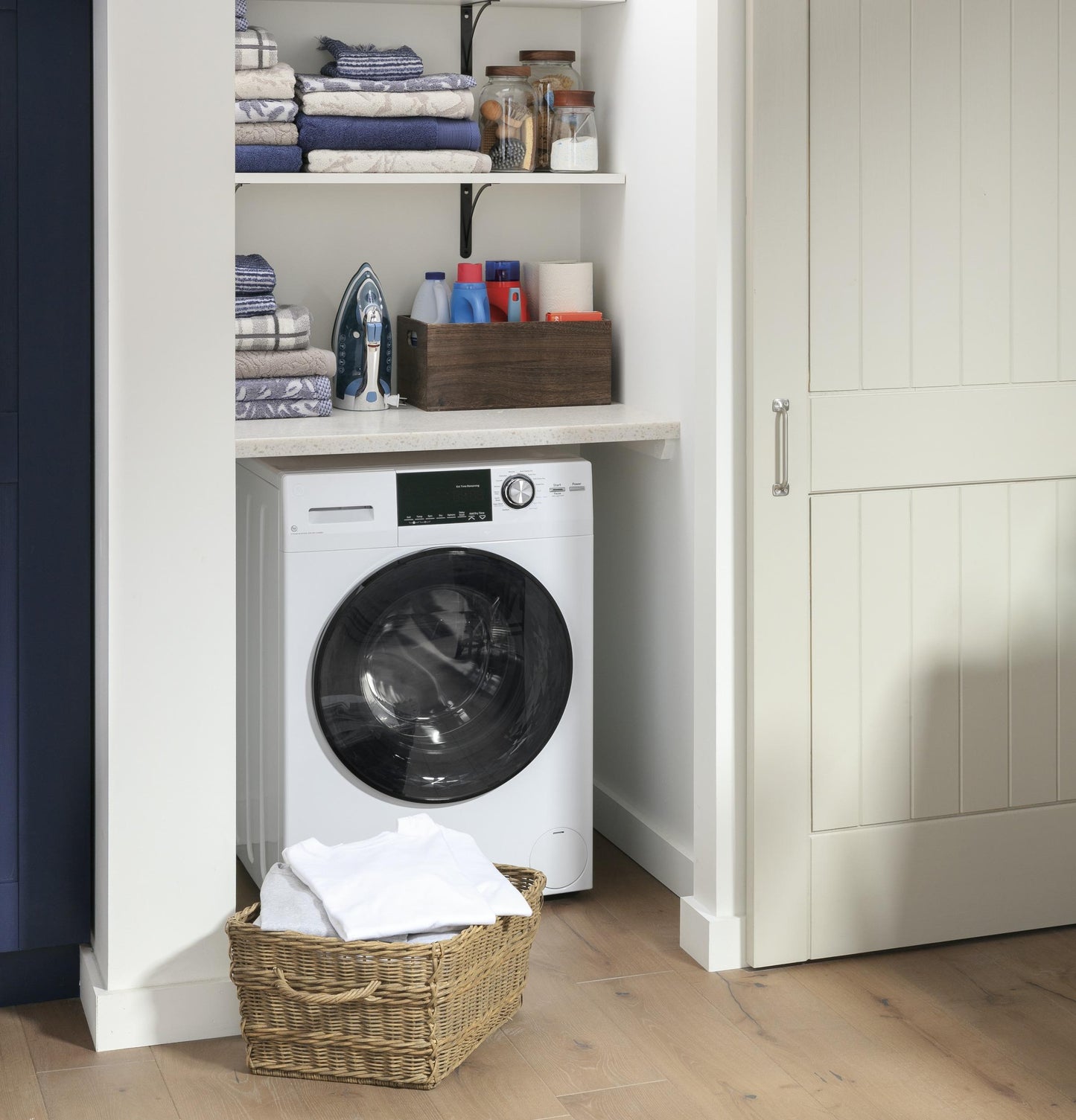 GE APPLIANCES GFQ14ESSNWW Ge 24"" 2.4 Cu. FT.CAPACITY Front Load Washer/condenser Dryer Combo