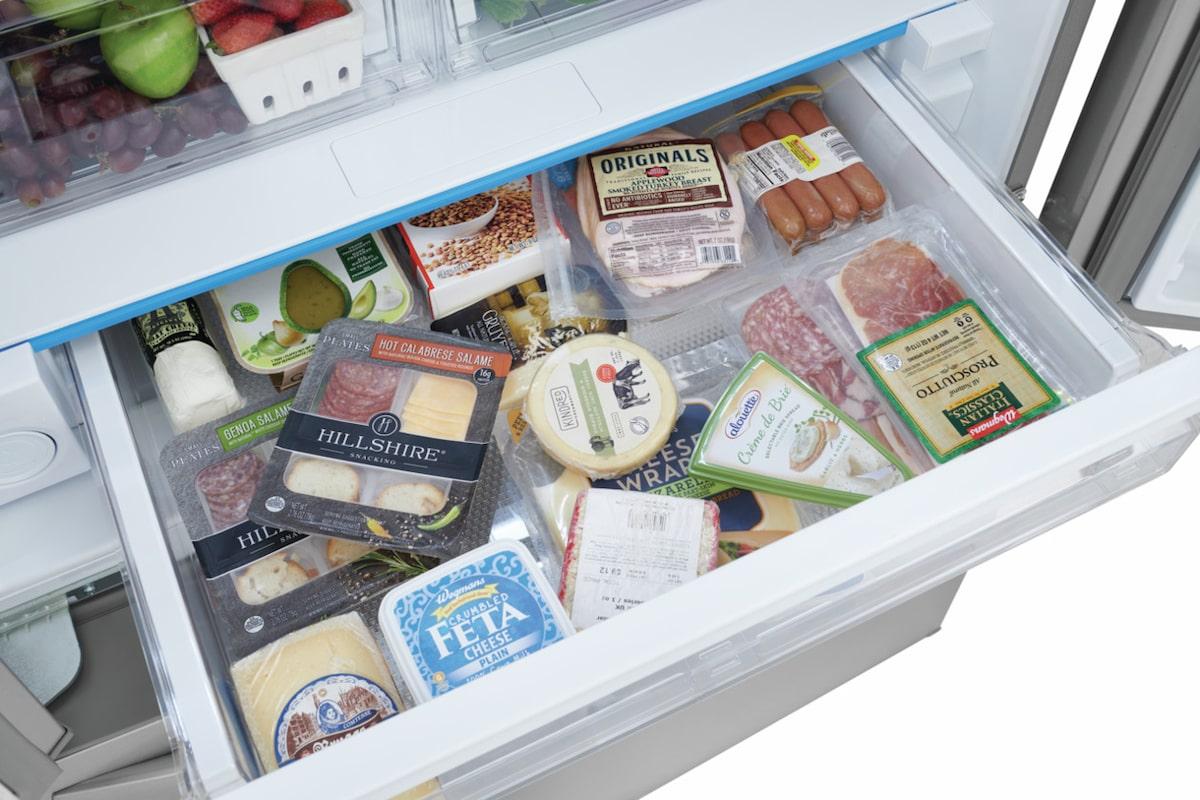 FRIGIDAIRE FRFN2813AF Frigidaire 28.8 Cu. Ft. Standard-depth French Door Refrigerator