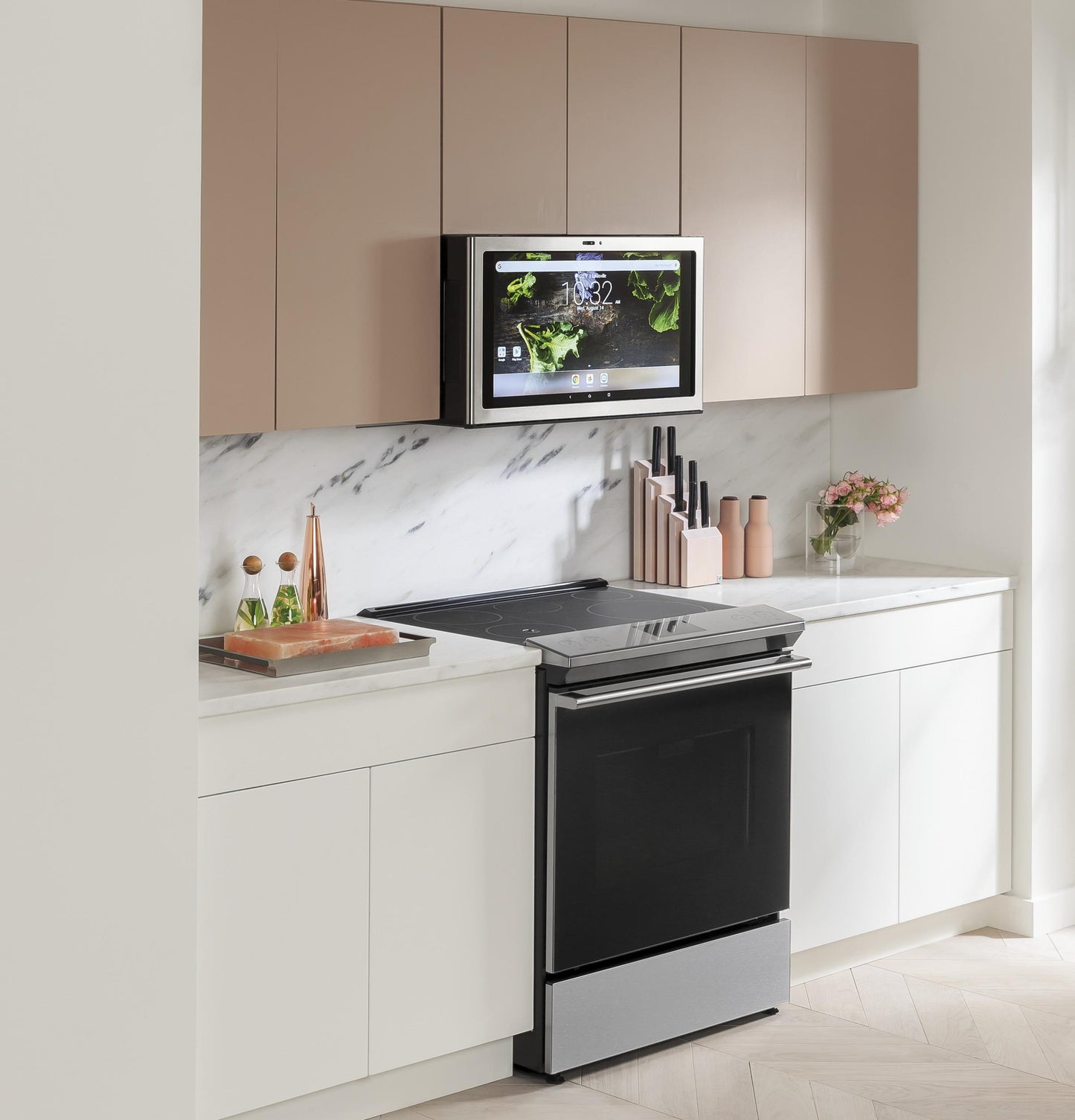 CAFE CHS90XM2NS5 Cafe 30"" Smart Slide-in, Front-control, Induction and CONVECT...