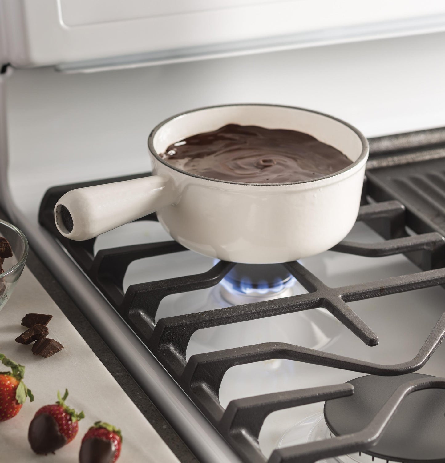 GE APPLIANCES JGBS66DEKWW Ge 30"" Free-standing Gas Range