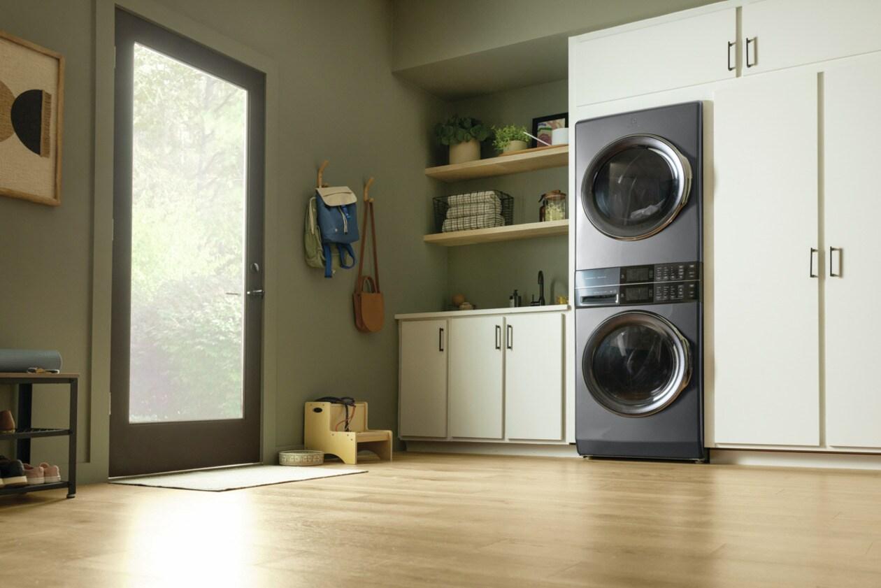ELECTROLUX ELTE7600AT Electrolux Laundry Tower Single Unit Front Load 4.5 Cu. Ft. WAS...