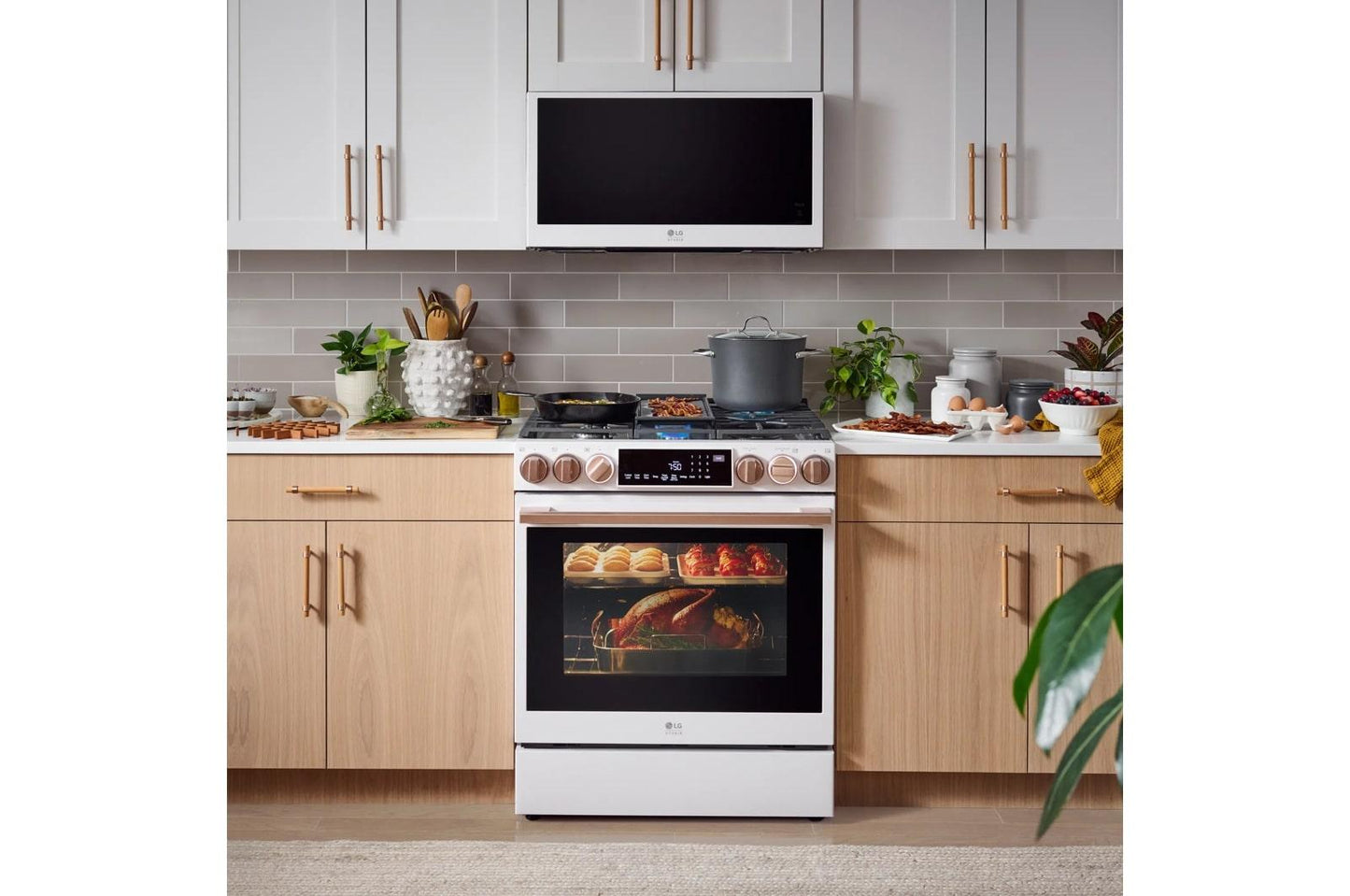 LG MHES1738N LG Studio 1.7 Cu. Ft. Over-the-range Convection Microwave Oven WITH...