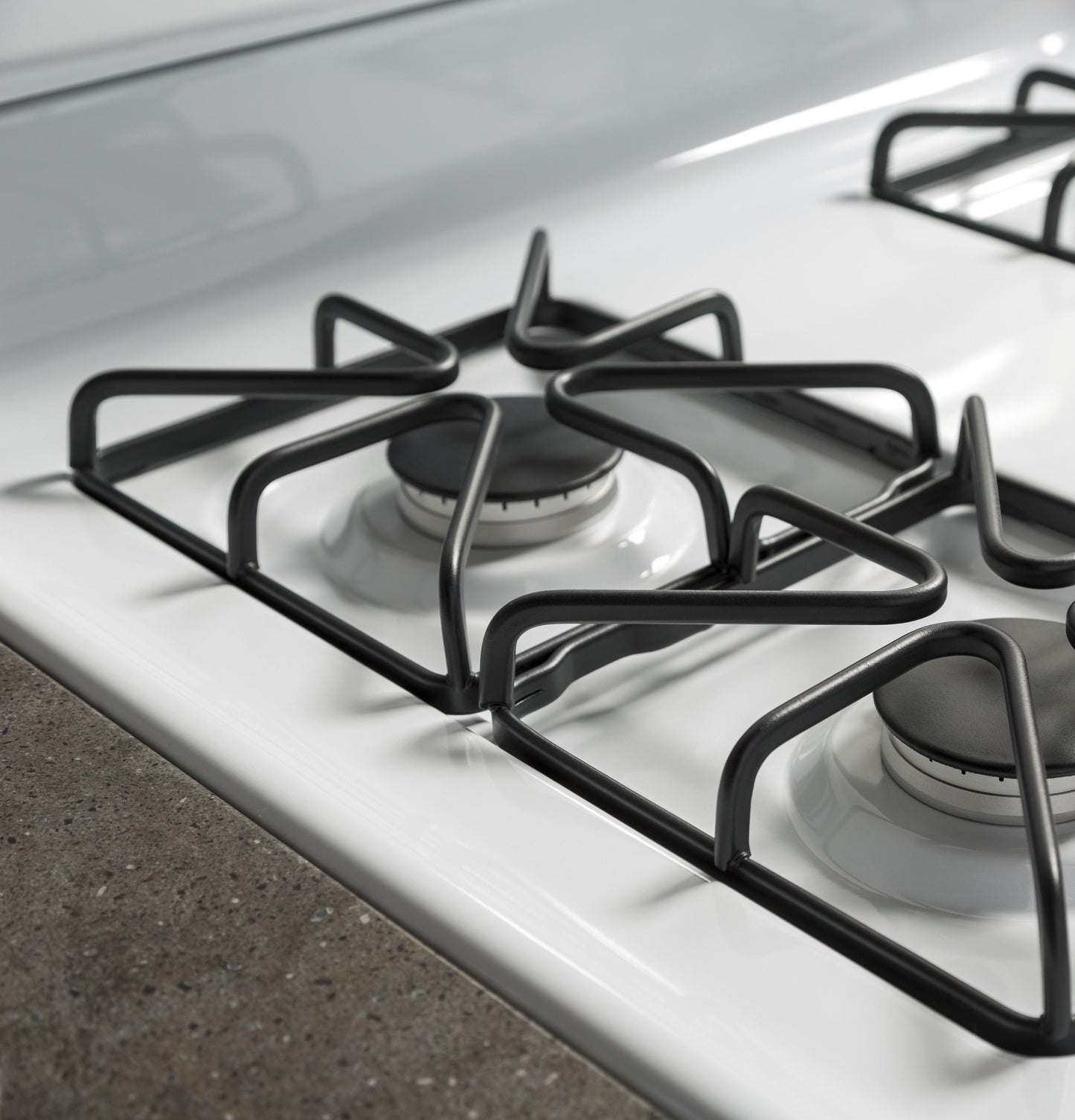 GE APPLIANCES JGBS60DEKWW Ge 30"" Free-standing Gas Range