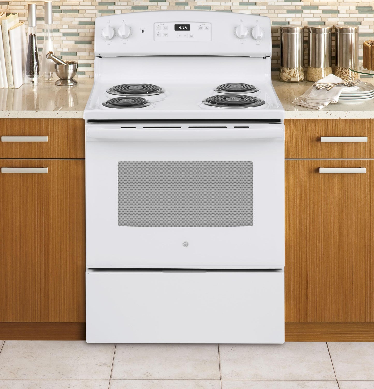 GE APPLIANCES JBS360DMWW Ge 30"" Free-standing Electric Range