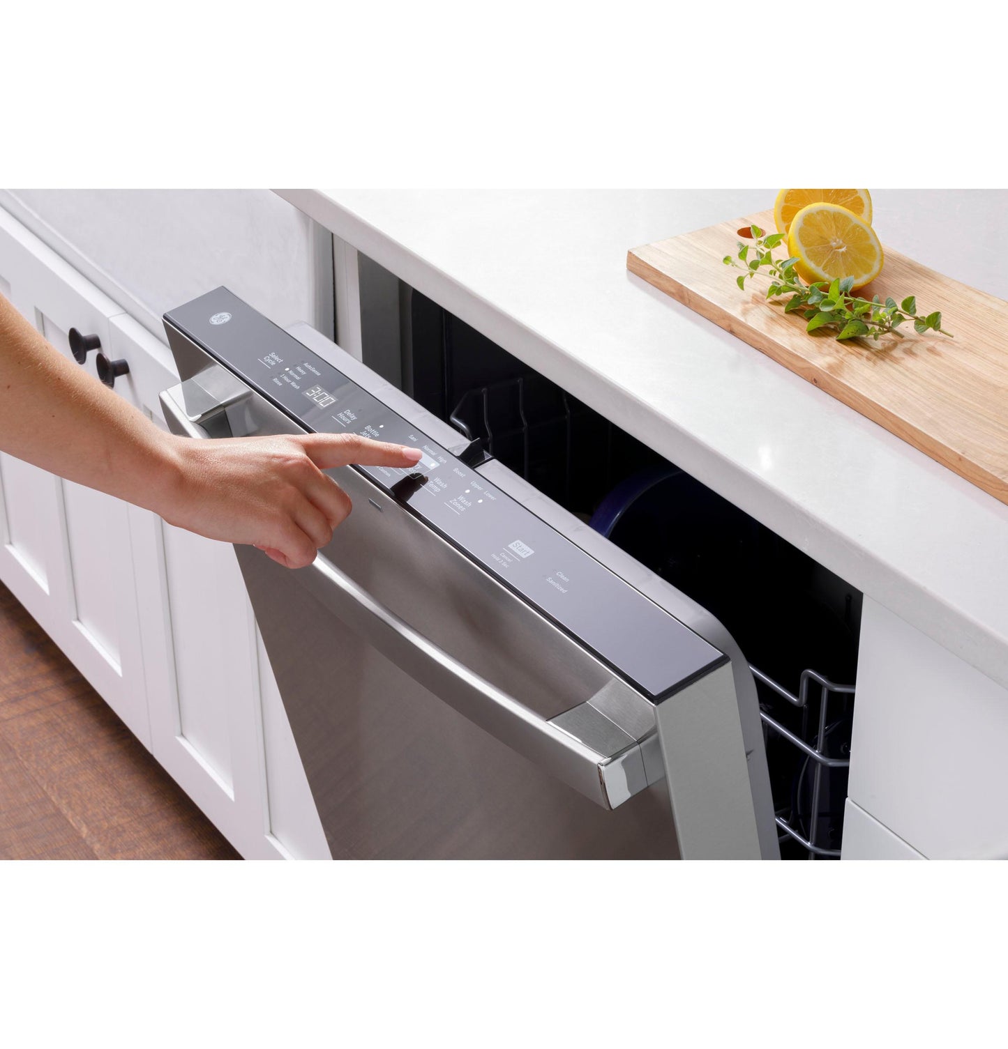 GE APPLIANCES GDT630PMRES Ge Top Control With Plastic Interior Dishwasher With Sanitize CY...