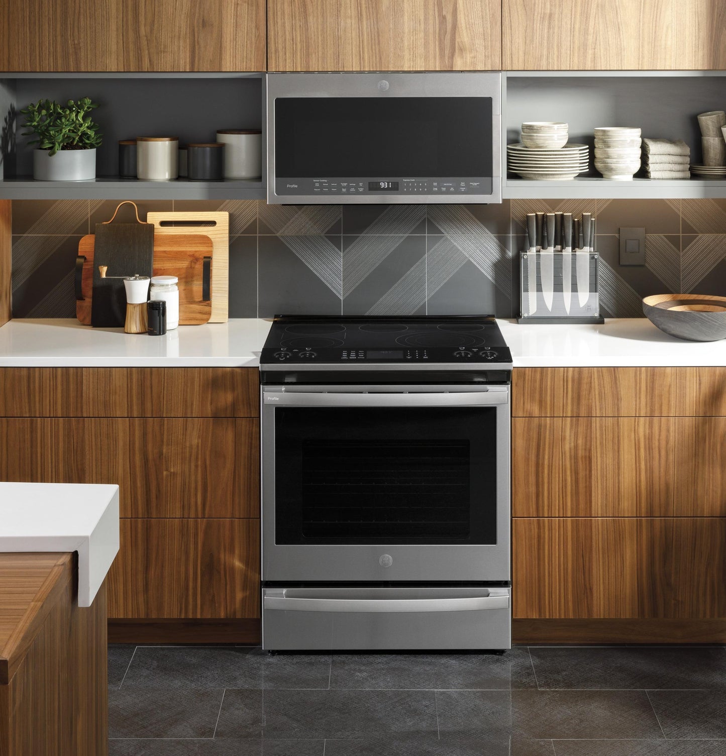 GE APPLIANCES PSS93YPFS GE Profile 30"" Smart Slide-in Electric Convection Fingerprint R...