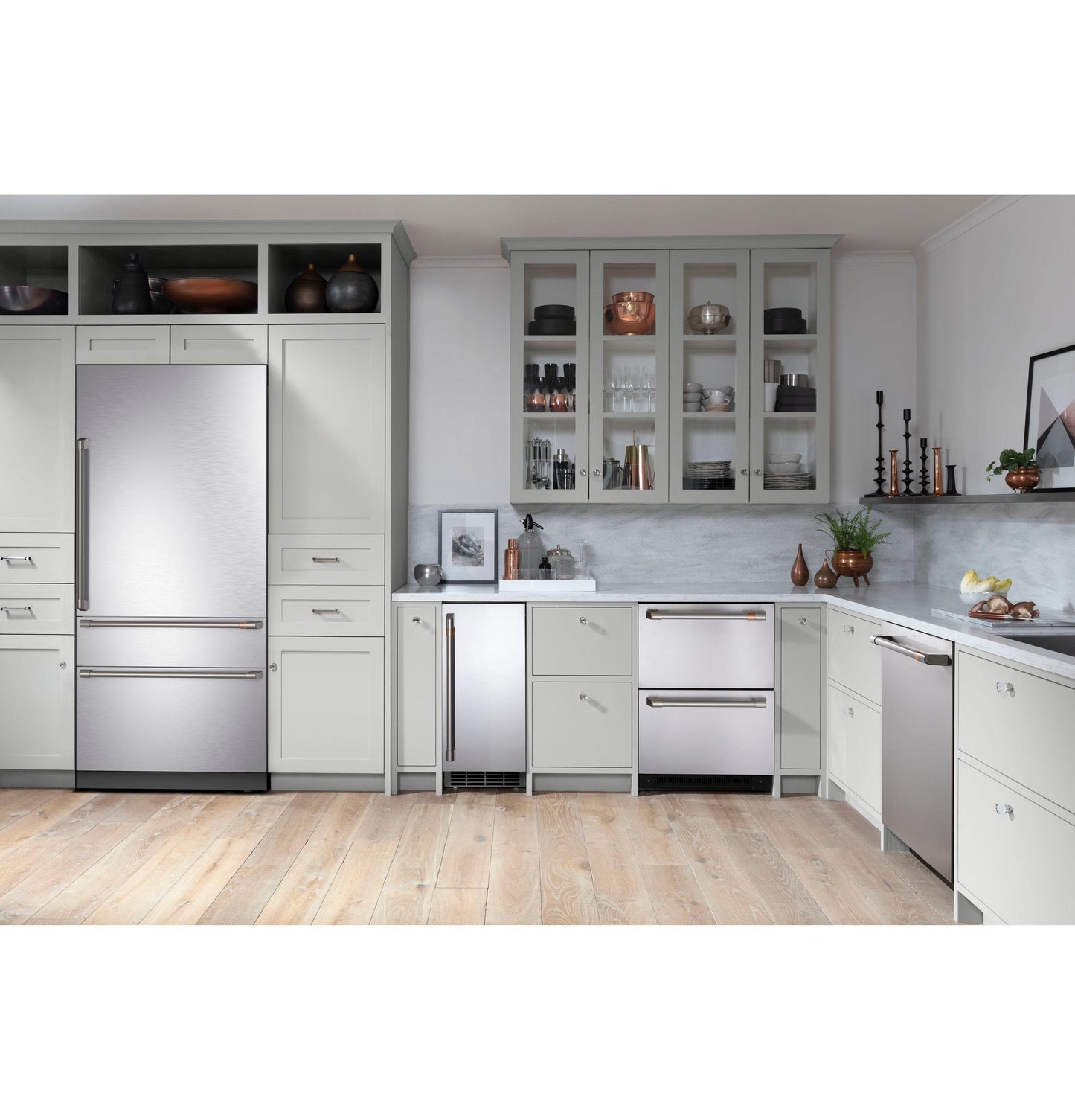 CAFE CIC36RP2VS1 Cafe Cafe 36"" Integrated Bottom-freezer Refrigerator