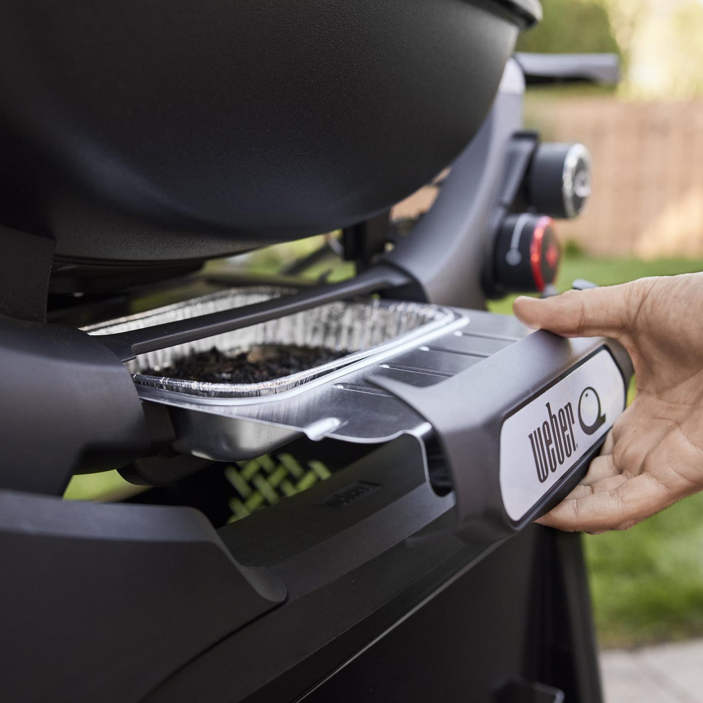 WEBER 1500375 Weber Q 2800n+ Gas Grill (liquid Propane) - Midnight Black