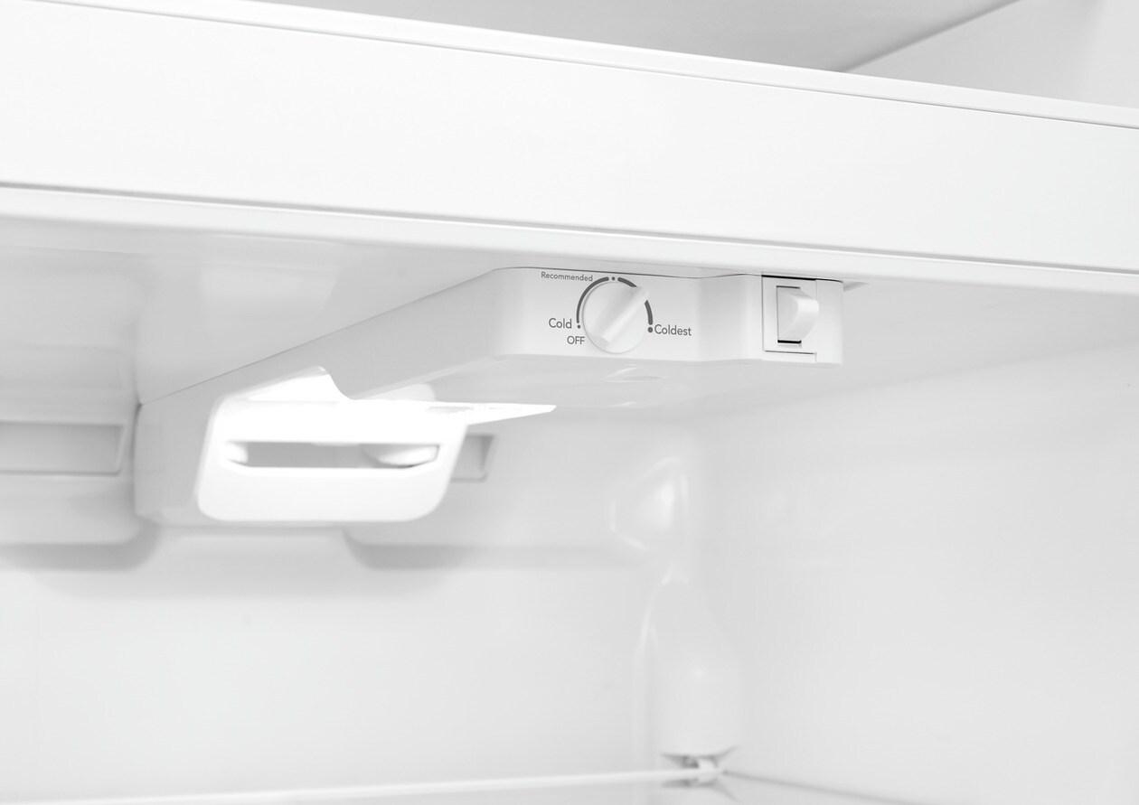 FRIGIDAIRE FFHT1835VW Frigidaire 18.3 Cu. Ft. Top Freezer Refrigerator