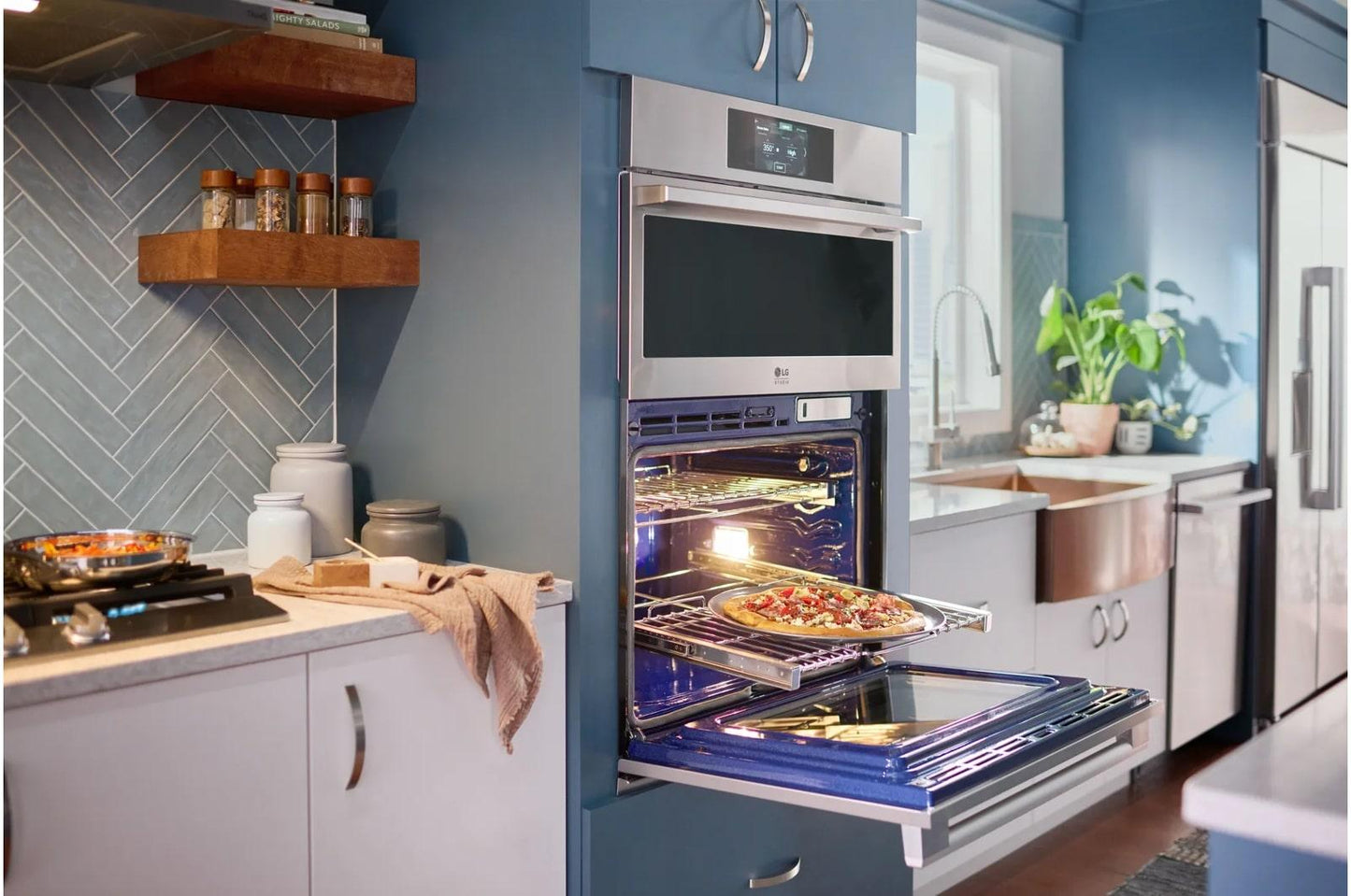 LG WCES6428F LG Studio 1.7/4.7 Cu. Ft. Combination Double Wall Oven With Air Fry