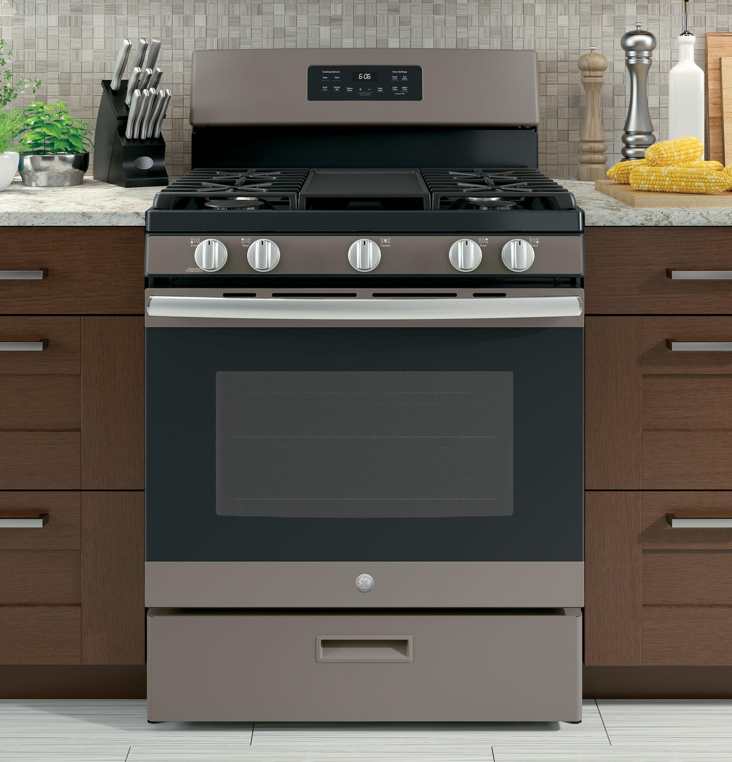 GE APPLIANCES JGBS66EEKES Ge 30"" Free-standing Gas Range
