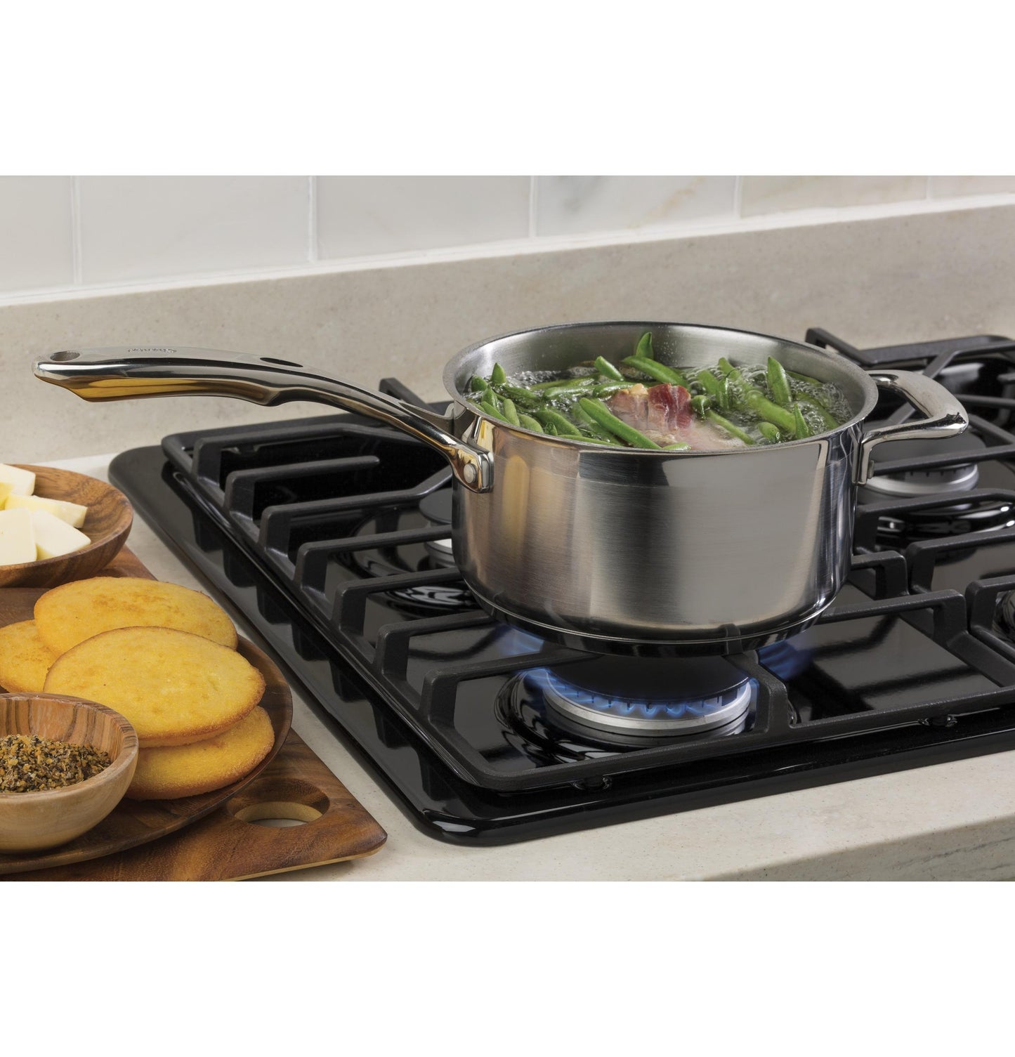 GE APPLIANCES JGP3030DLBB Ge 30"" Built-in Gas Cooktop