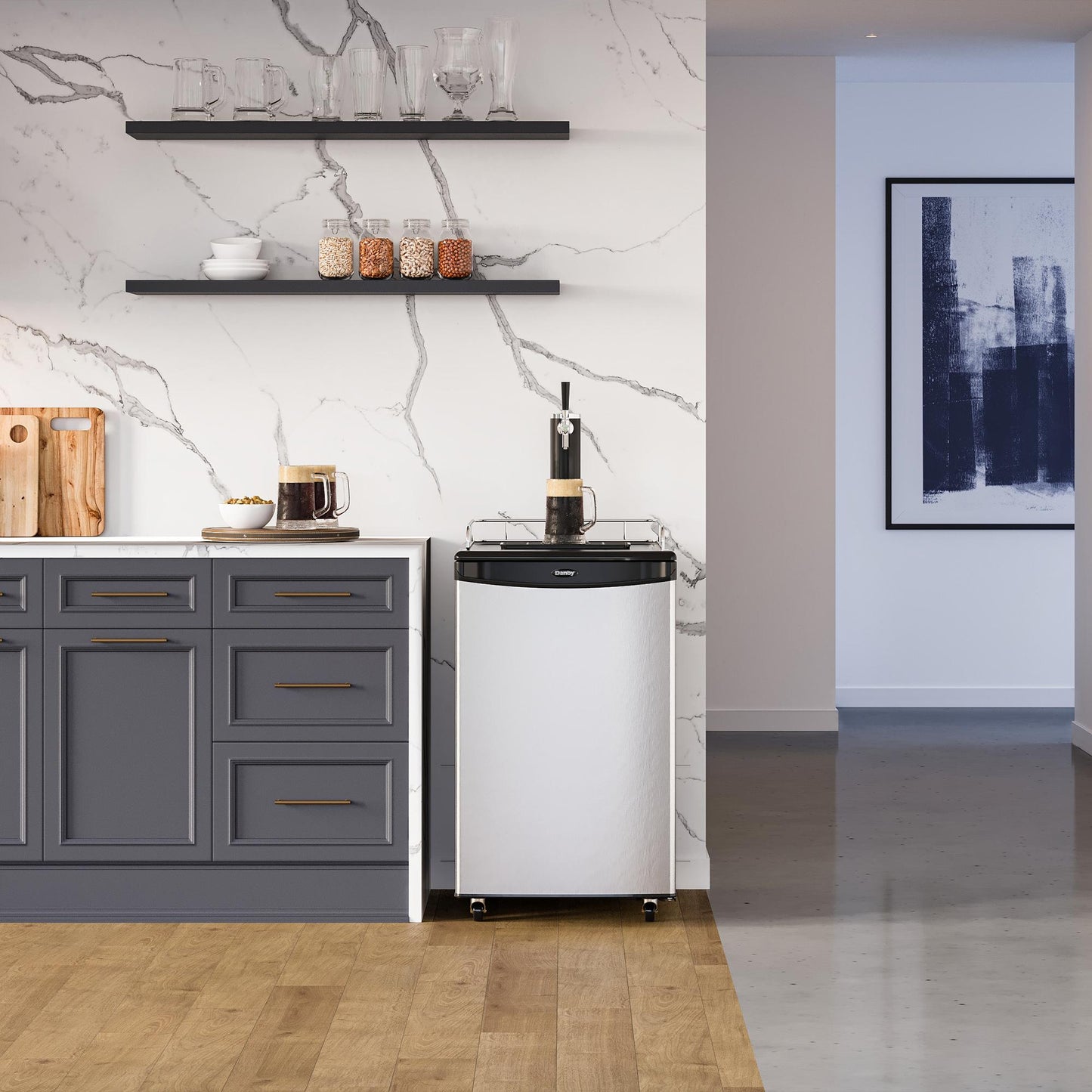 DANBY DKC054A1BSLDB Danby 5.4 Cu. Ft. Kegerator