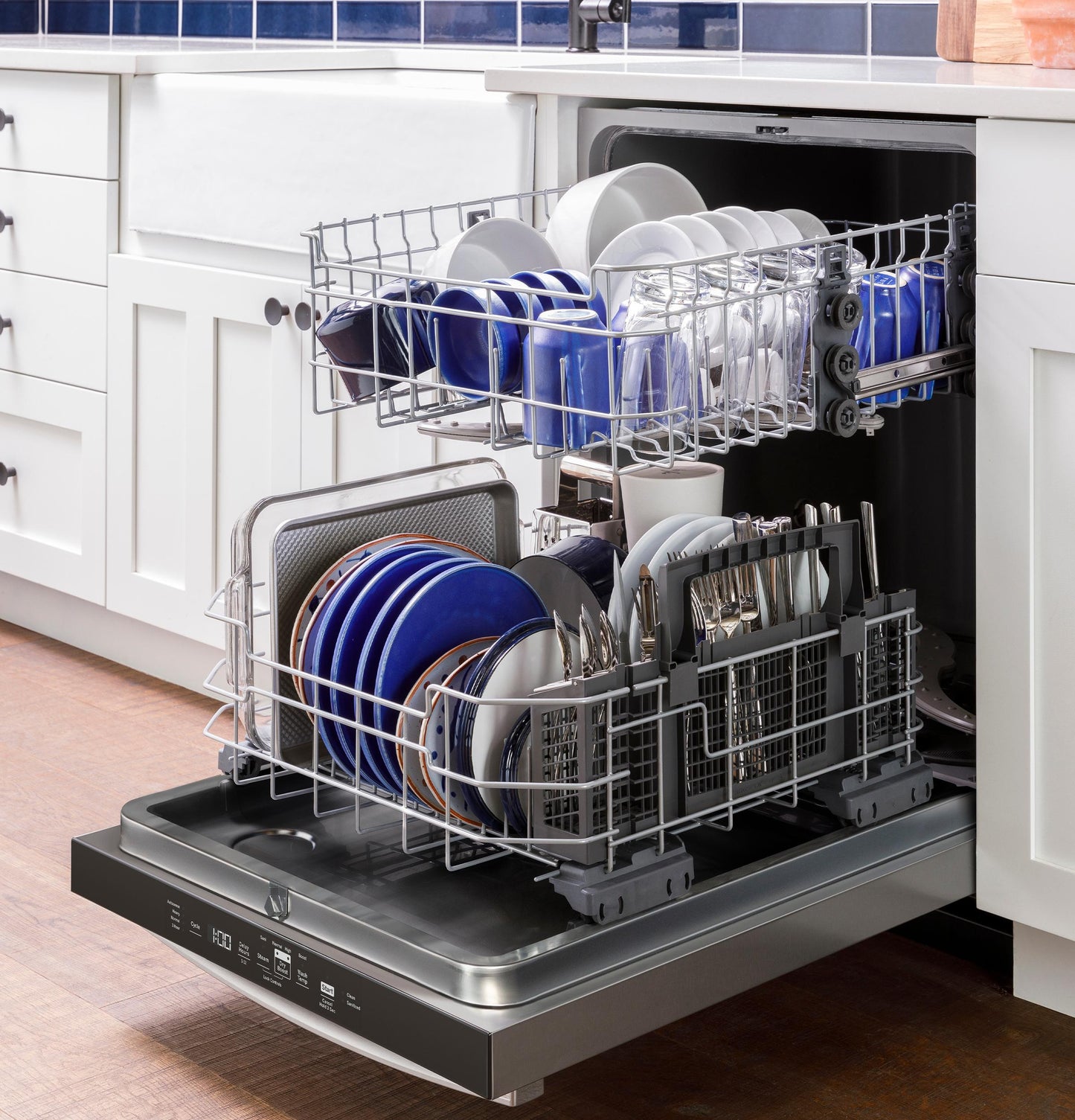 GE APPLIANCES GDT565HSYSS Ge Energy Star Top Control Hybrid Tub Dishwasher With Dry BOO...