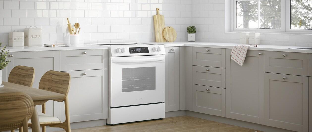 FRIGIDAIRE FCFE3062AW Frigidaire 30"" Front Control Electric Range