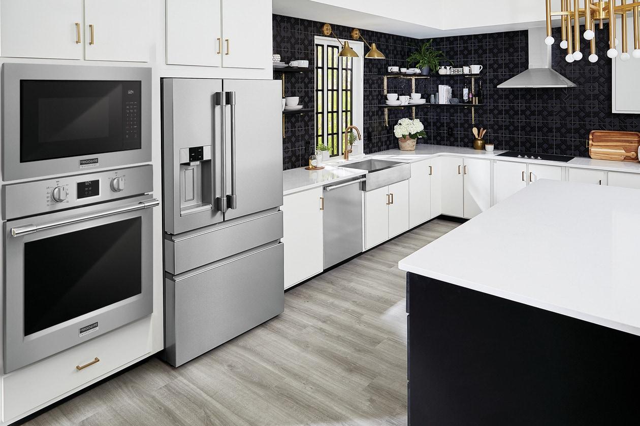 FRIGIDAIRE PMBS3080BF Frigidaire Professional 2.2 Cu. Ft. Built-in Microwave