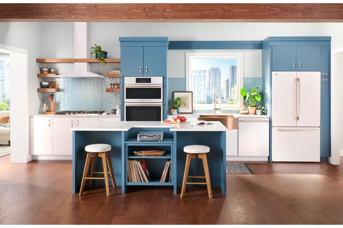 LG WCES6428N LG Studio 1.7/4.7 Cu. Ft. Combination Double Wall Oven With Air Fry