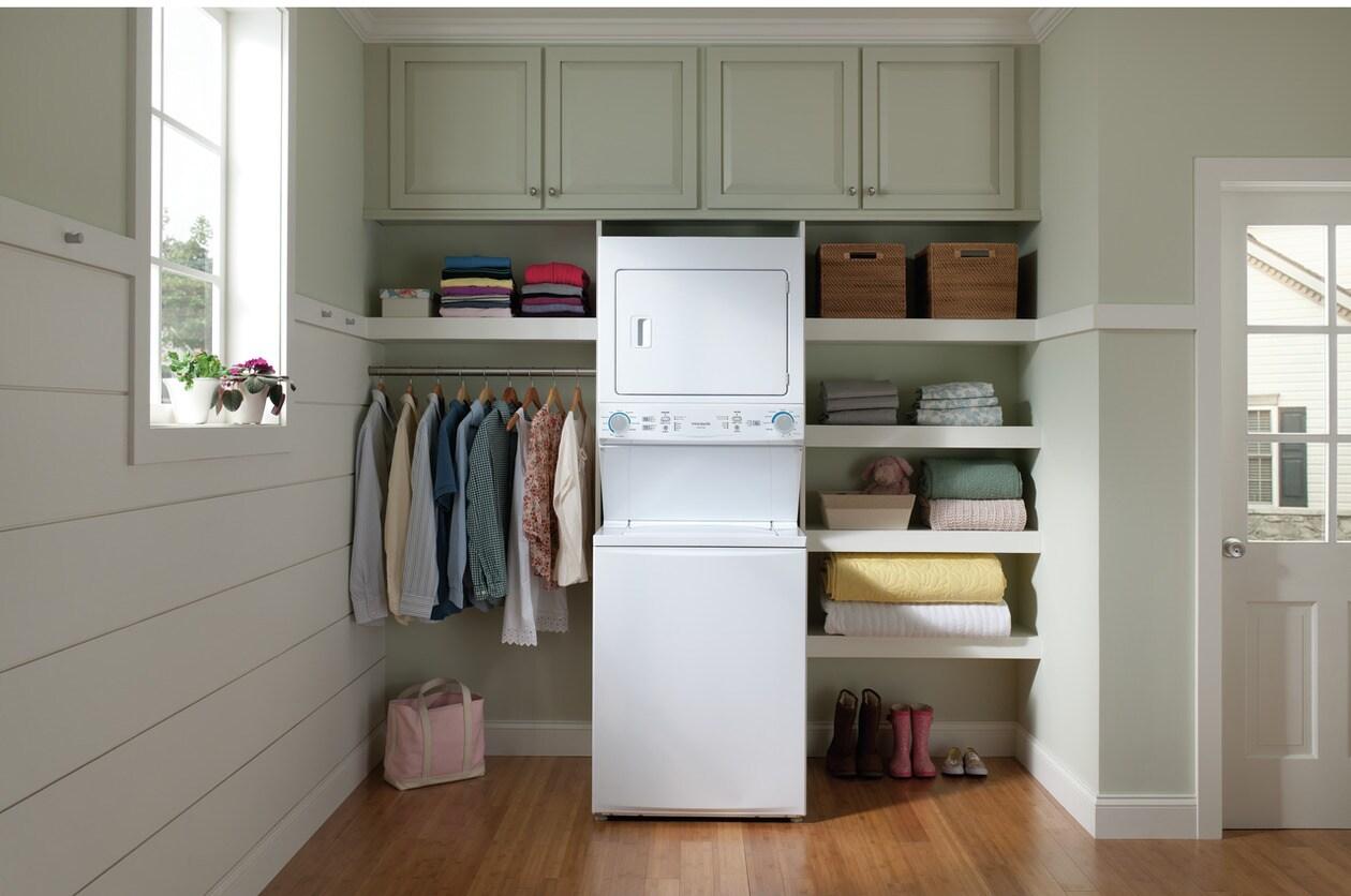 FRIGIDAIRE FLCG7522AW Frigidaire Gas Washer/dryer Laundry Center - 3.9 Cu. Ft Washer and ...