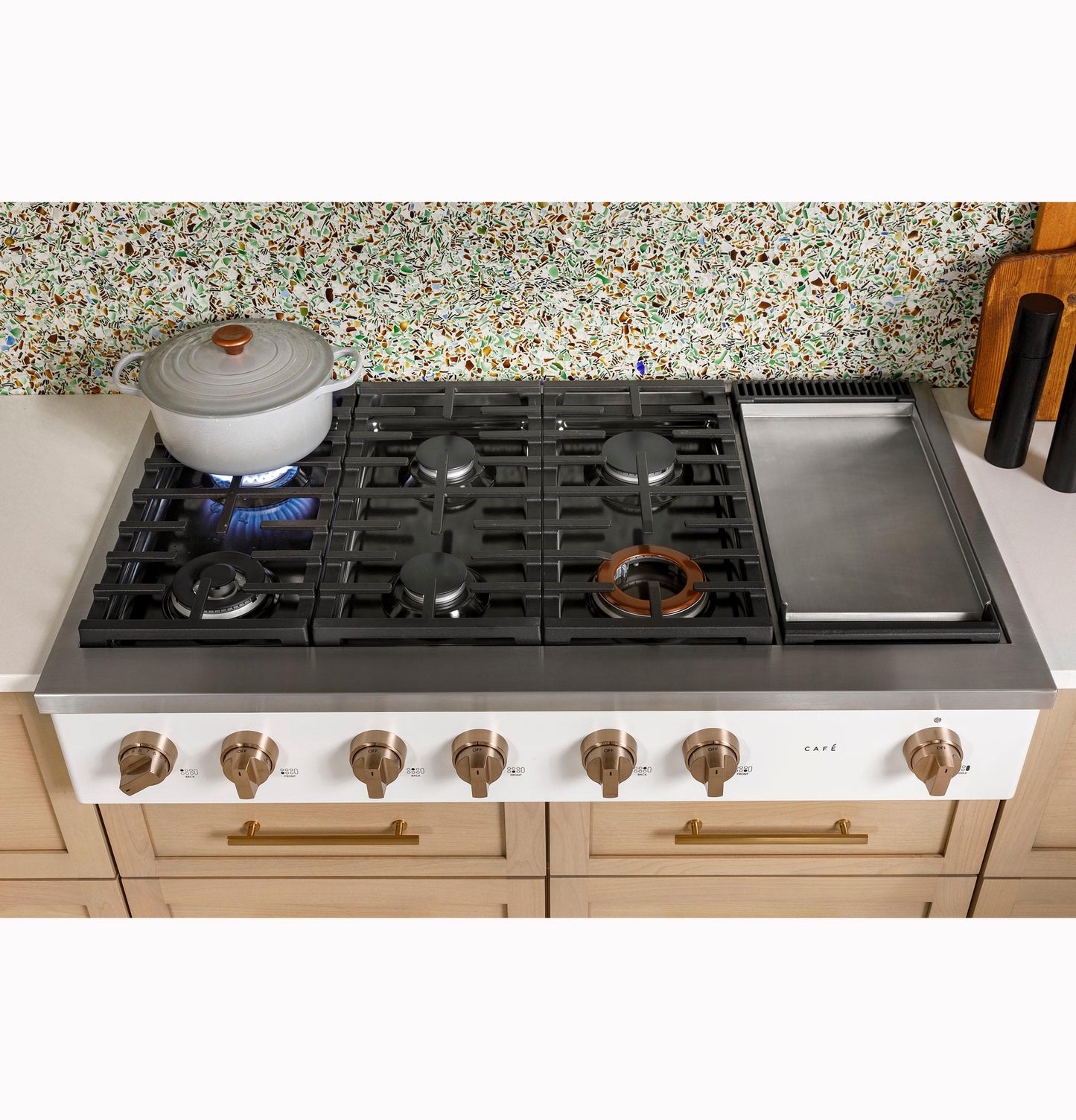 CAFE CGU486P3TD1 Cafe 48"" Commercial-style Gas Rangetop With 6 Burners and GRI...