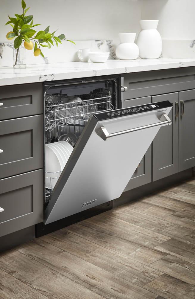 THOR KITCHEN HDW2401SS Thor Kitchen Hdw2401ss 24"" Dishwasher In Stainless Steel