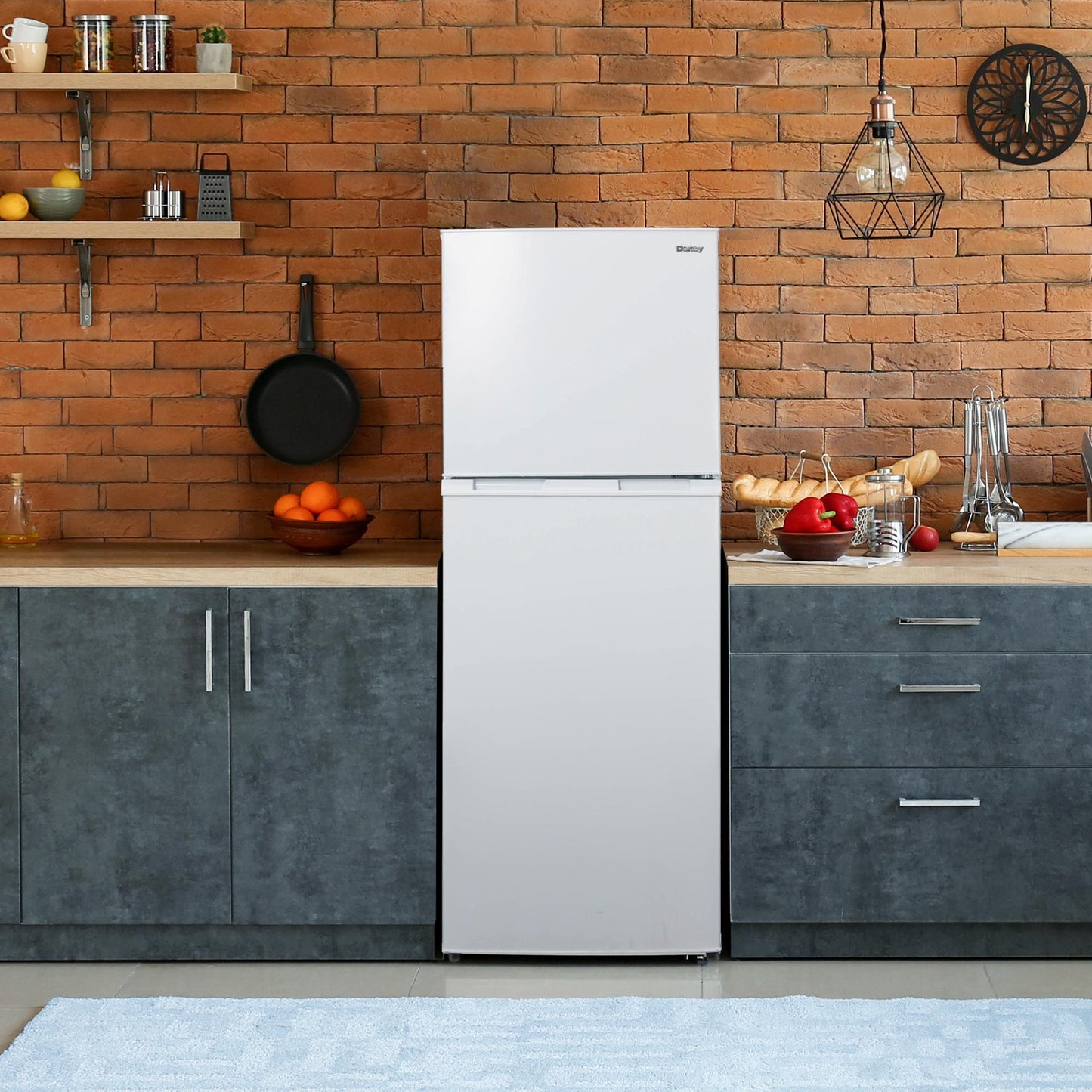 DANBY DFF101B1WDB Danby 10.1 Cu. Ft. Apartment Size Refrigerator