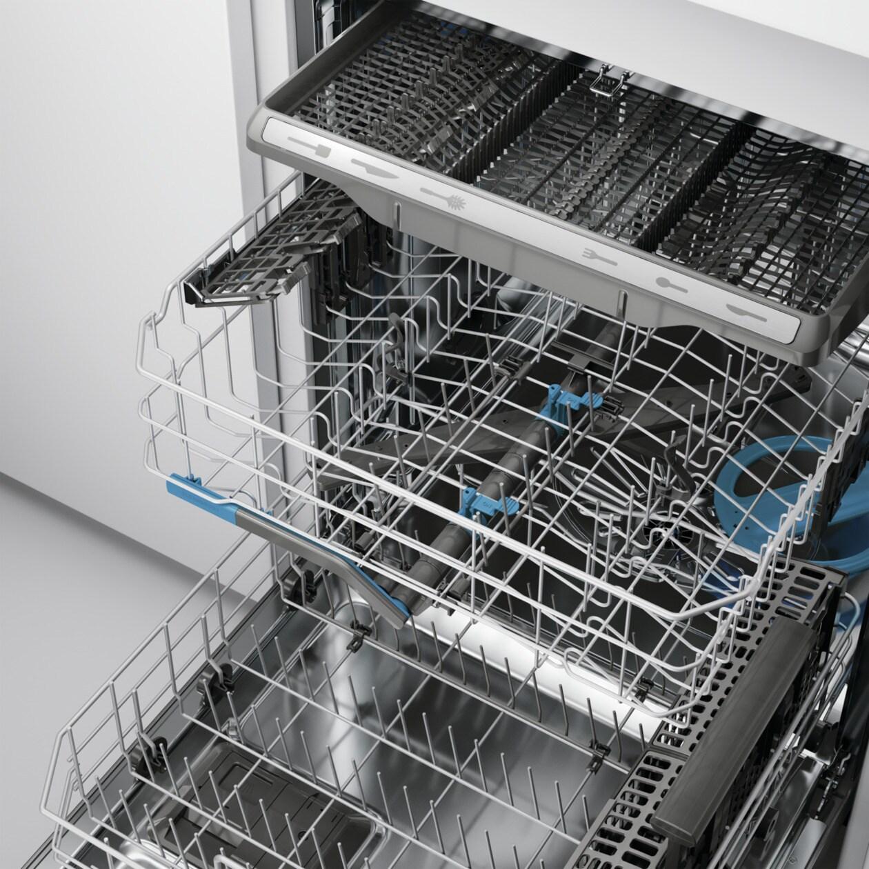 FRIGIDAIRE GDSP4715AF Frigidaire Gallery 24"" Stainless Steel Tub Built-in Dishwasher WITH...