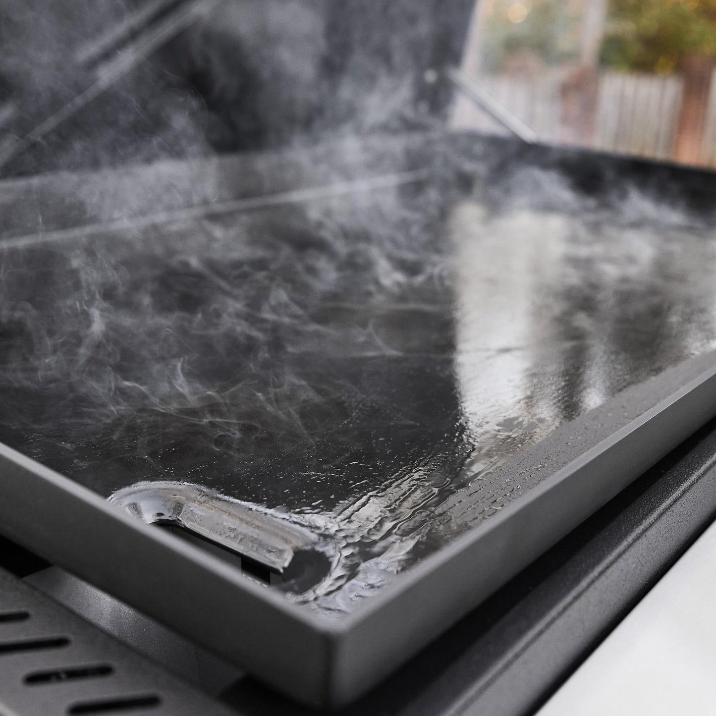 WEBER 1501350 Weber Slate 36"" Rust-resistant Griddle (natural Gas) - Black