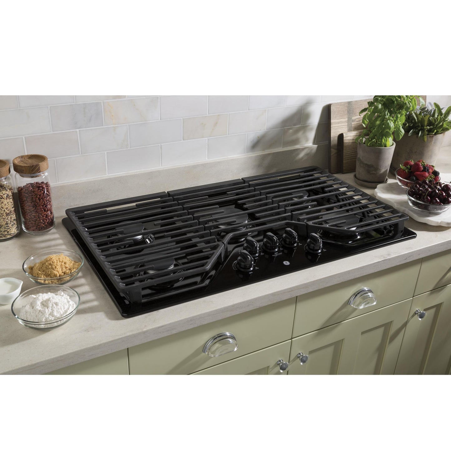 GE APPLIANCES JGP5036DLBB Ge 36"" Built-in Gas Cooktop