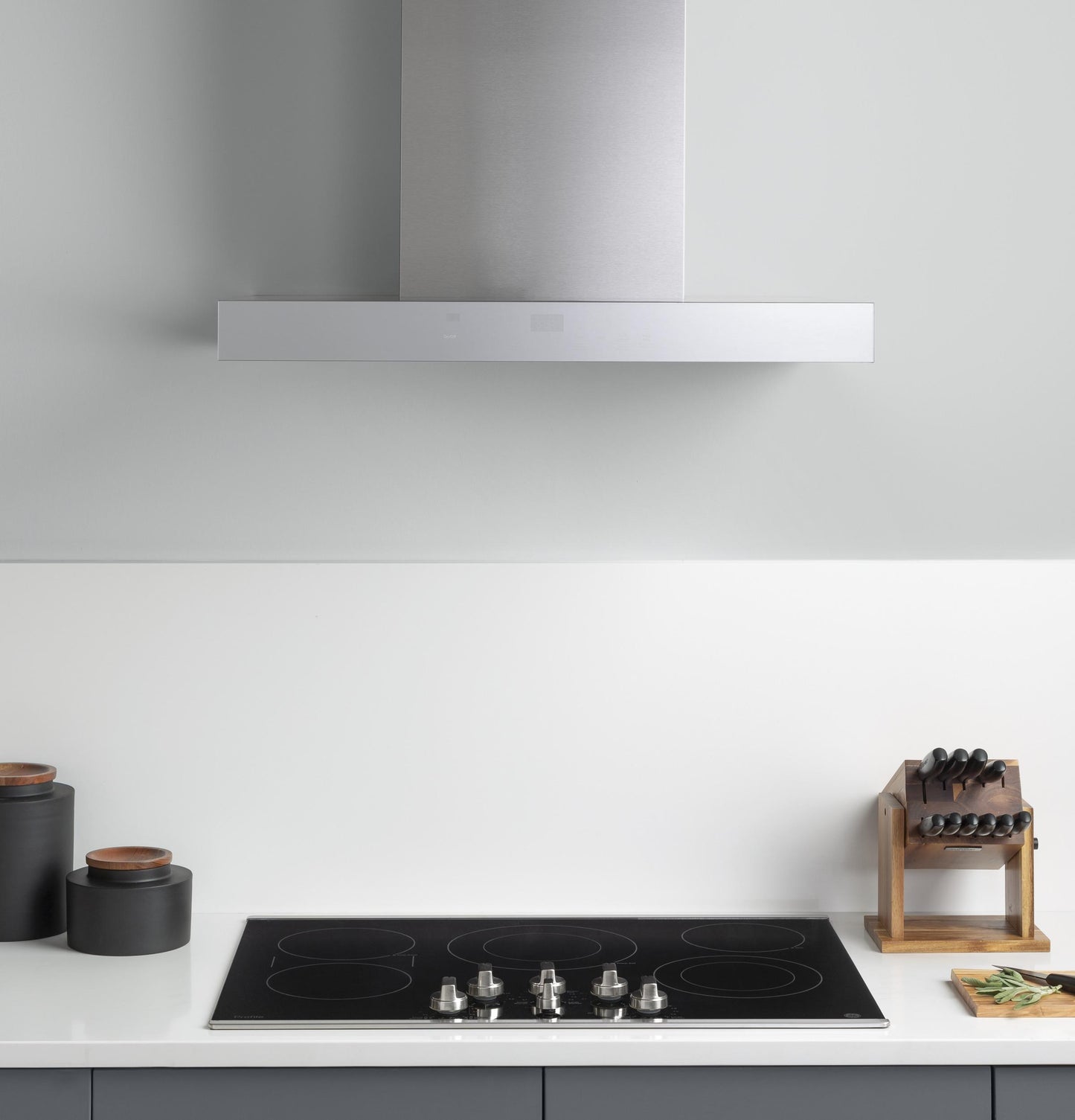 GE APPLIANCES UVW9301SLSS 30"" Wifi Enabled Designer Wall Mount Hood W/ Perimeter Venting