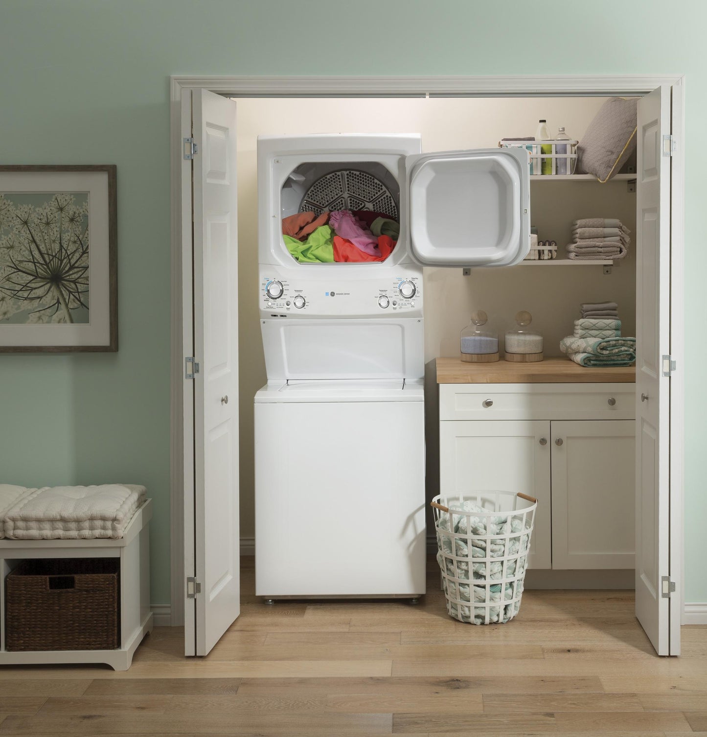 GE APPLIANCES GUD27GESNWW GE Unitized Spacemaker 3.9 Cu. Ft. Capacity Washer With STAINLES...