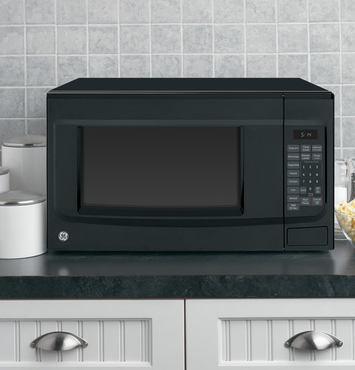 GE APPLIANCES GCST14S1WBB Ge 1.4 Cu. Ft. Countertop Microwave Oven