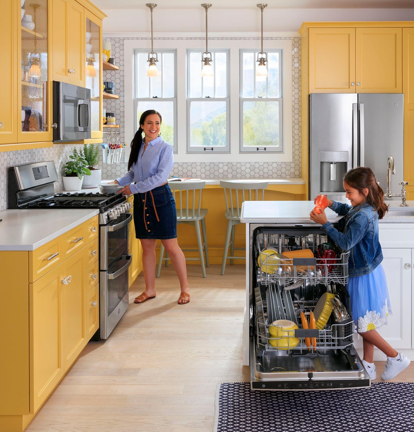 GE APPLIANCES GYE22GYNFS Ge Energy Star 22.2 Cu. Ft. Counter-depth French-door REFRIGE...