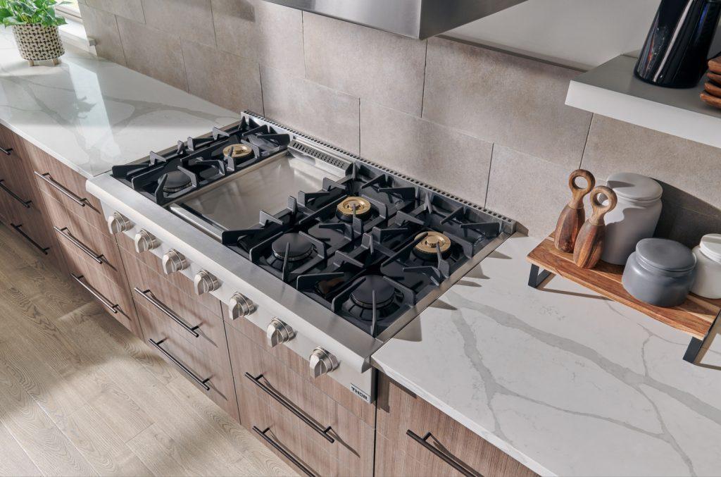 THOR KITCHEN HRT4806U Thor Kitchen 48"" Professional Gas Rangetop In Stainless Steel