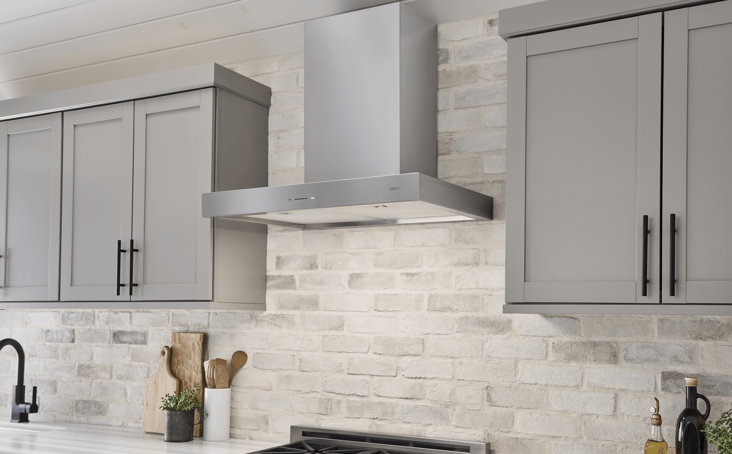 ZEPHYR ZROM90FS Zephyr 36"" Roma Wall