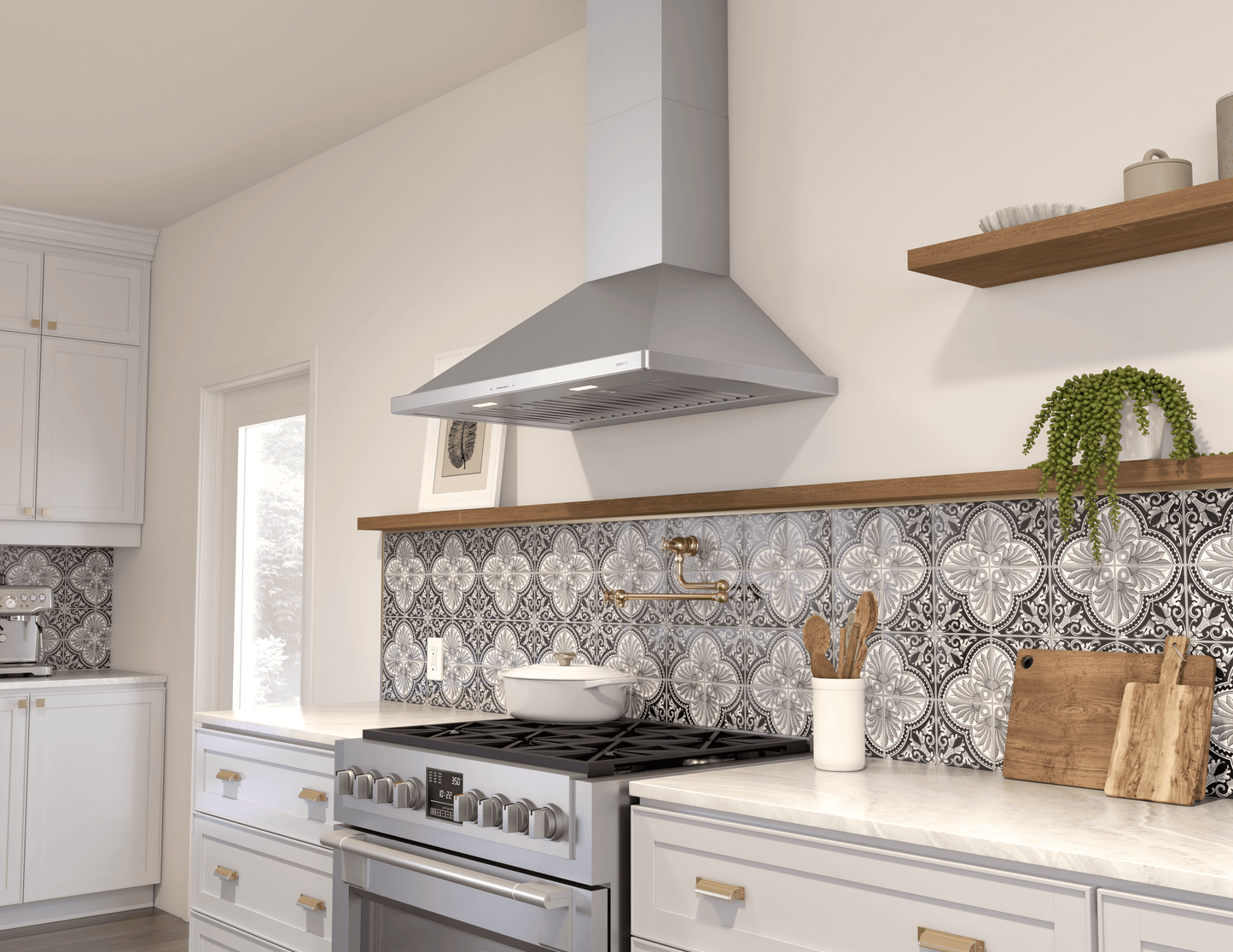 ZEPHYR ZSIE36BSES Zephyr 36"" Siena Wall Energy Star