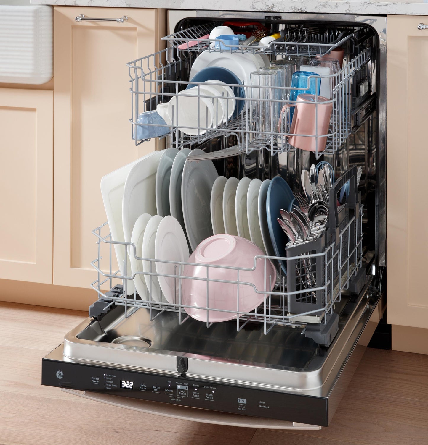 GE APPLIANCES GDP670SYVFS Ge Fingerprint Resistant Top Control With Stainless Steel INTERI...