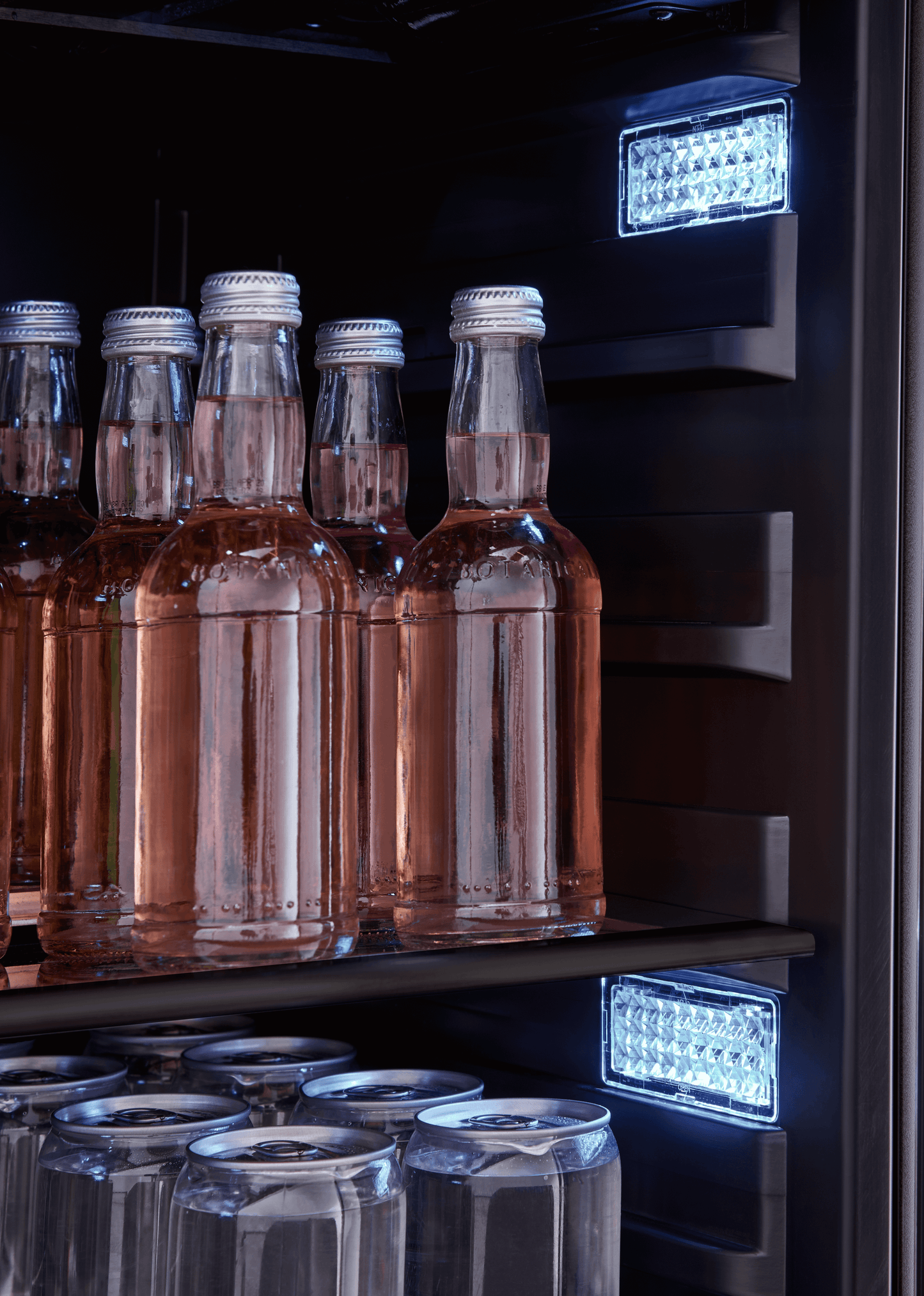 ZEPHYR PRB24C01ASOD Zephyr 24"" Outdoor Single Zone Beverage Cooler