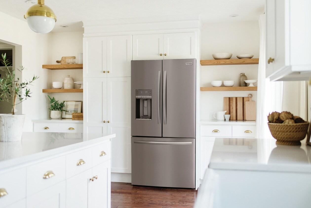 FRIGIDAIRE GRFS2853AF Frigidaire Gallery 27.8 Cu. Ft. French Door Refrigerator