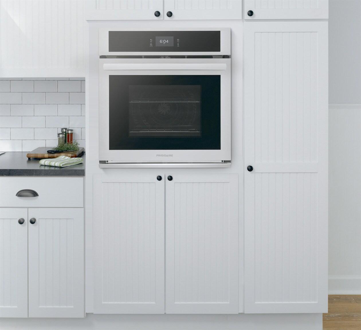 FRIGIDAIRE FCWS2727AS Frigidaire 27'' Single Electric Wall Oven With Fan Convection
